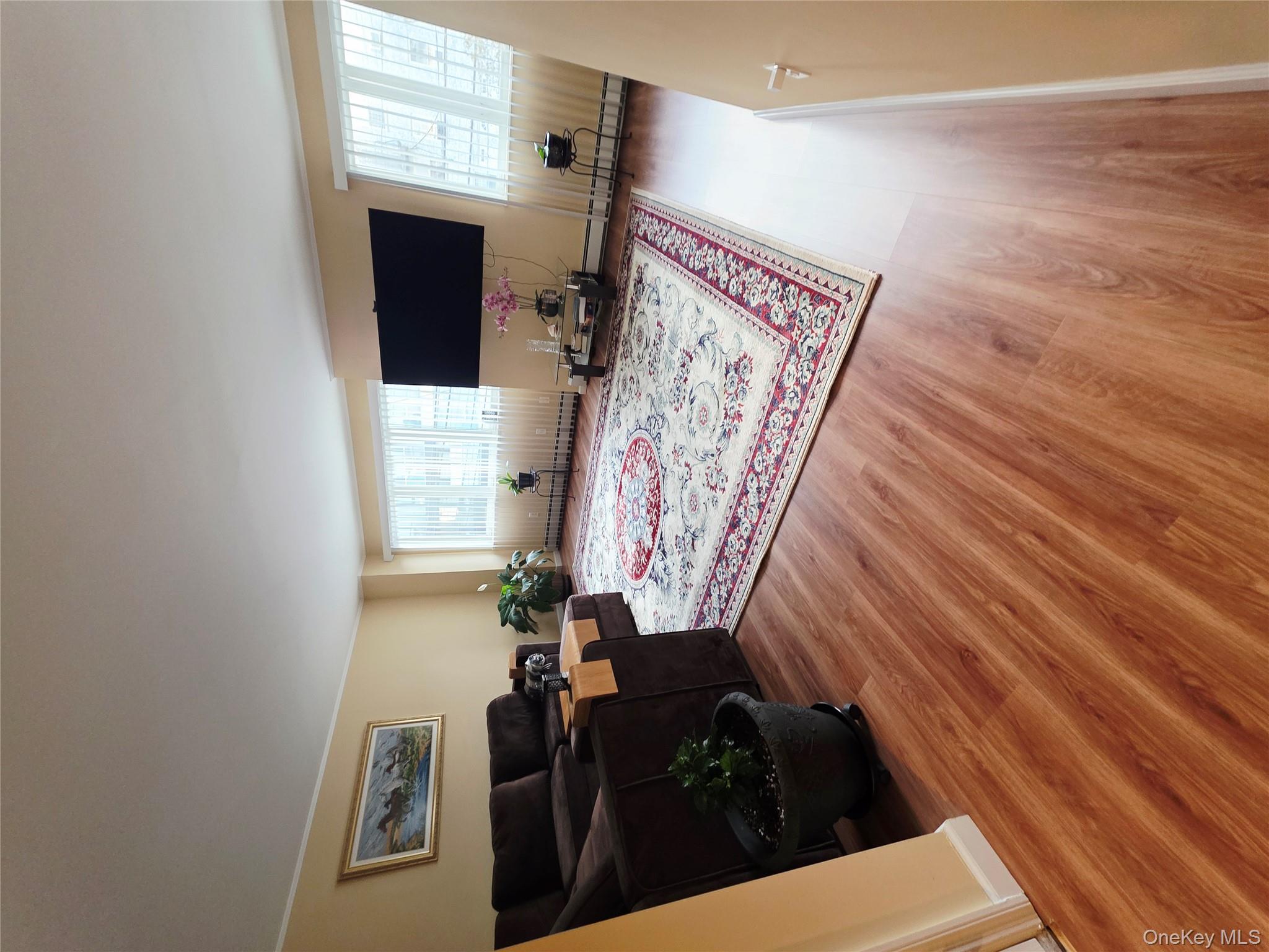 #11 photo, 168 Beach 96th Street, Rockaway Beach , NY 11693