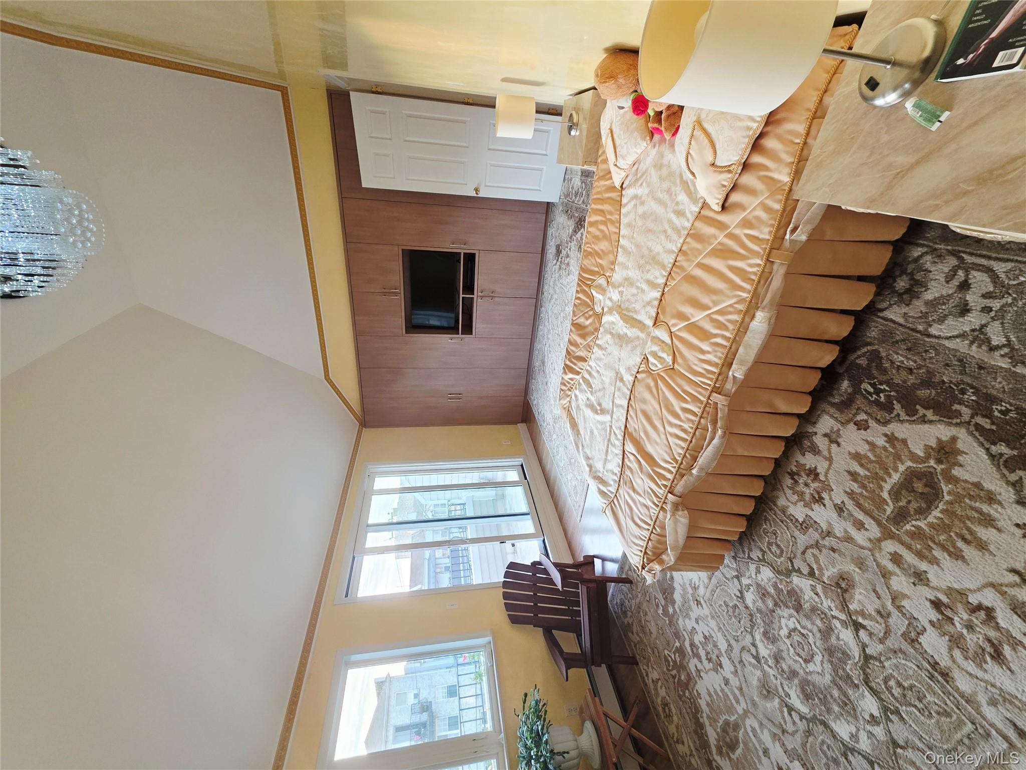 #17 photo, 168 Beach 96th Street, Rockaway Beach , NY 11693