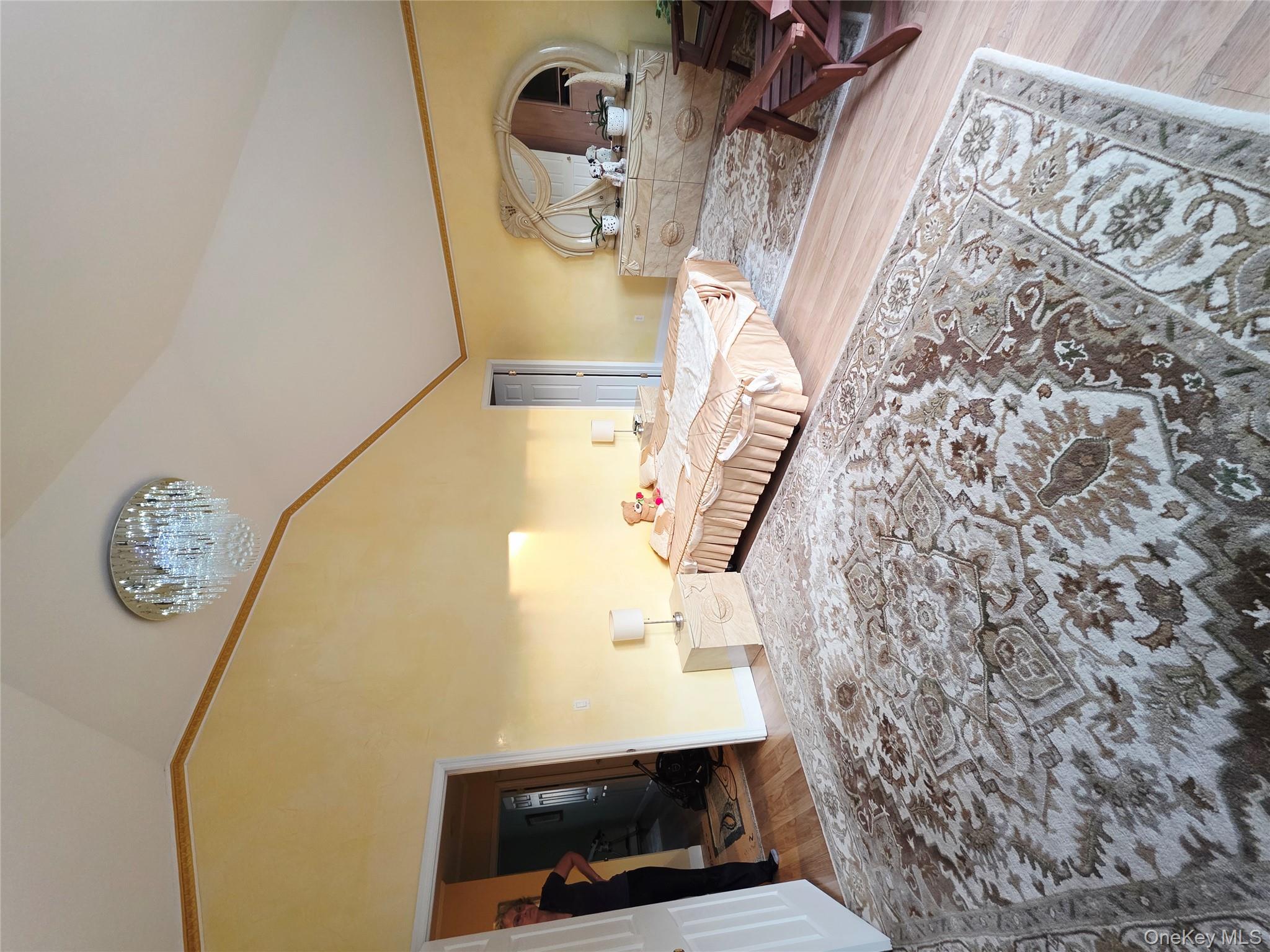 #19 photo, 168 Beach 96th Street, Rockaway Beach , NY 11693