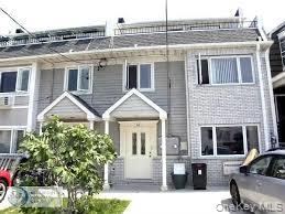 #2 photo, 168 Beach 96th Street, Rockaway Beach , NY 11693