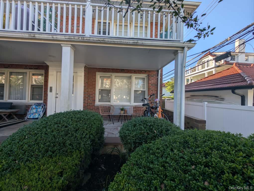 #4 photo, 235 W Broadway, ナッソー郡 Long Beach , NY 11561