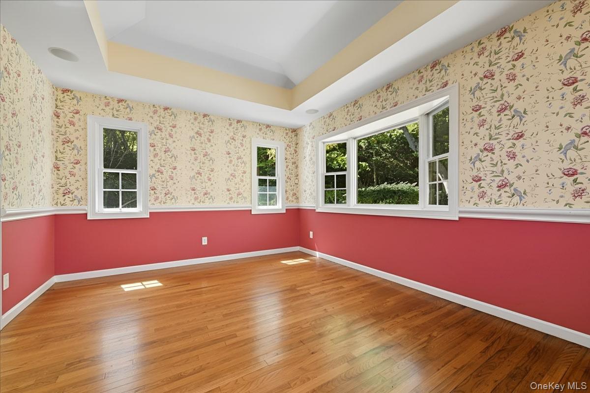 #9 photo, 15 Centerport Road, Greenlawn , NY 11740