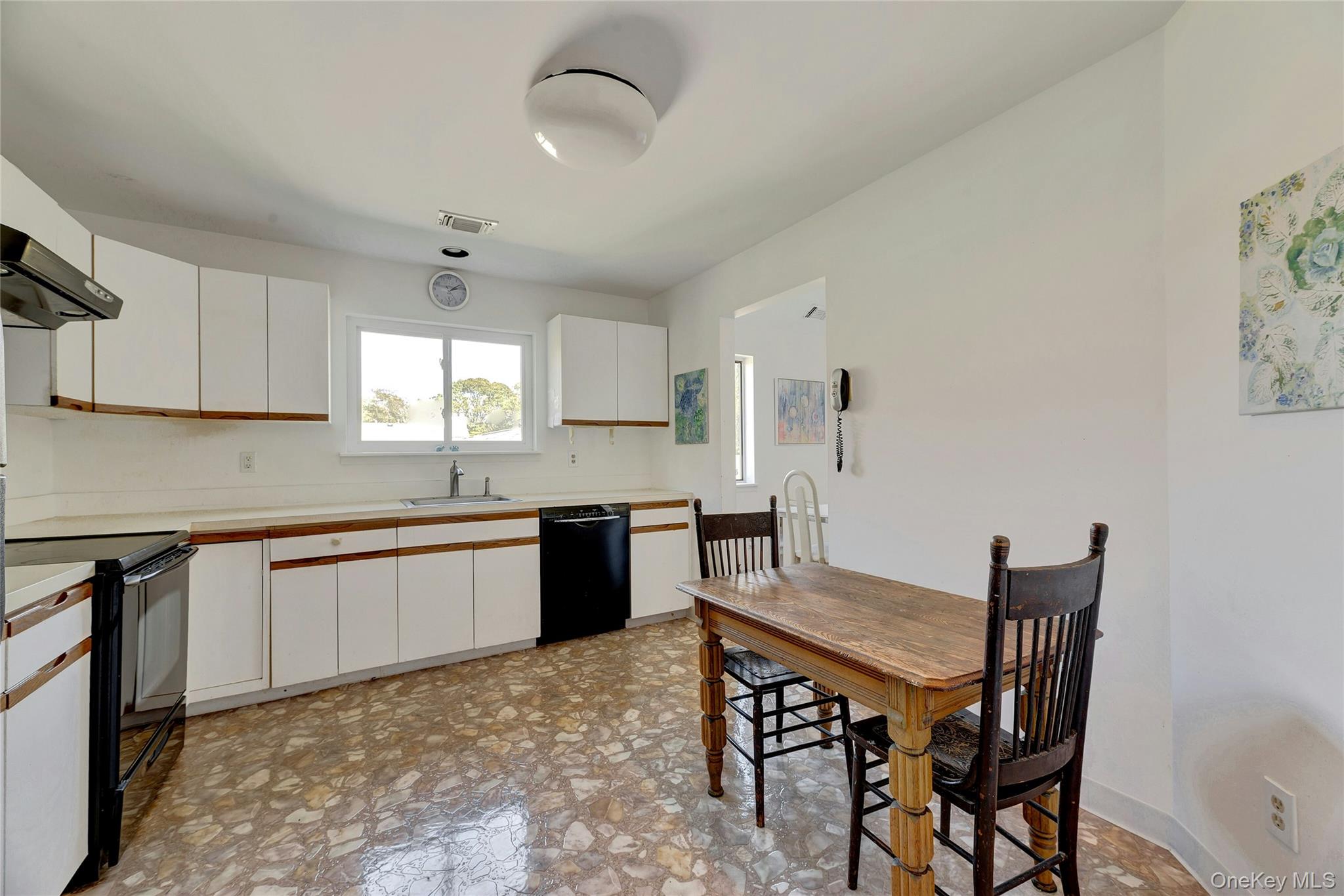 #14 photo, 244 River Drive, サフォーク郡 Moriches , NY 11955