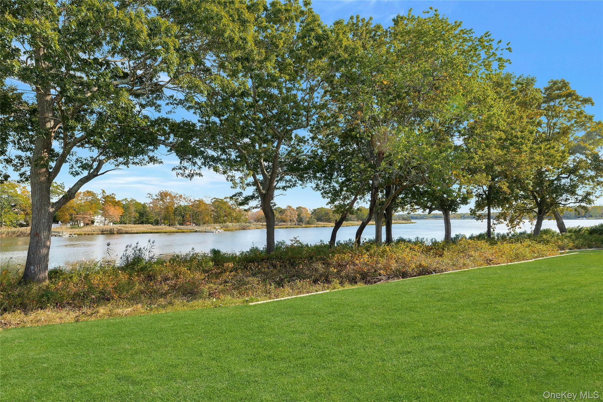 #6 photo, 244 River Drive, サフォーク郡 Moriches , NY 11955