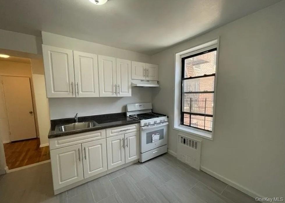 #4 photo, 108-50 62rd Drive, クイーンズ区 Forest Hills , NY 11375