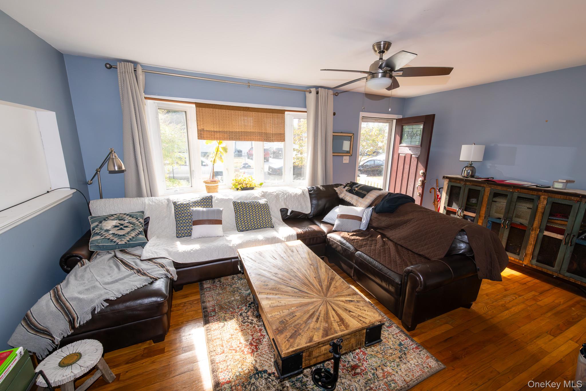 #7 photo, 245 Ackerman Street, サフォーク郡 Central Islip , NY 11722