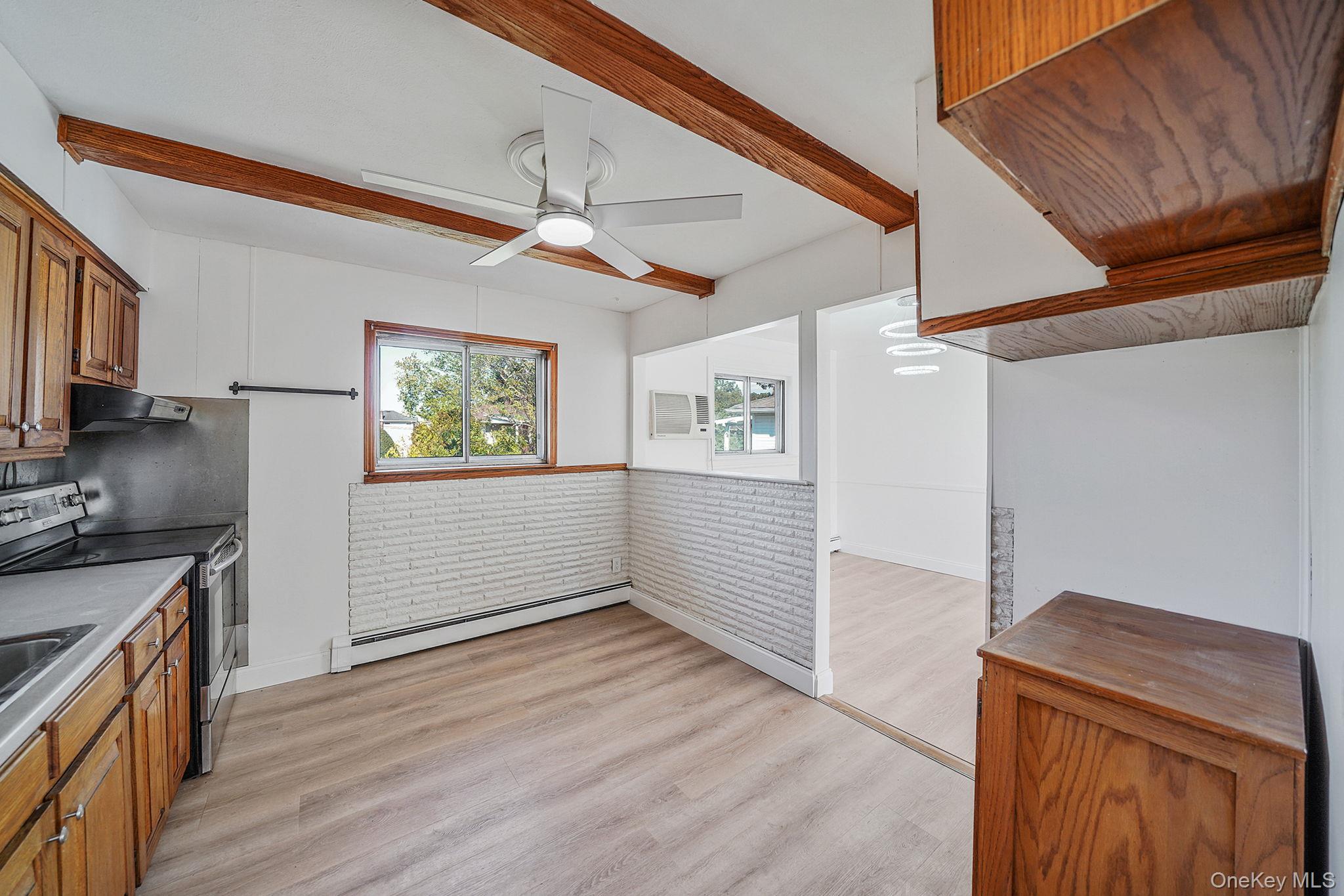 #13 photo, 265 Kellum Street, サフォーク郡 West Babylon , NY 11704