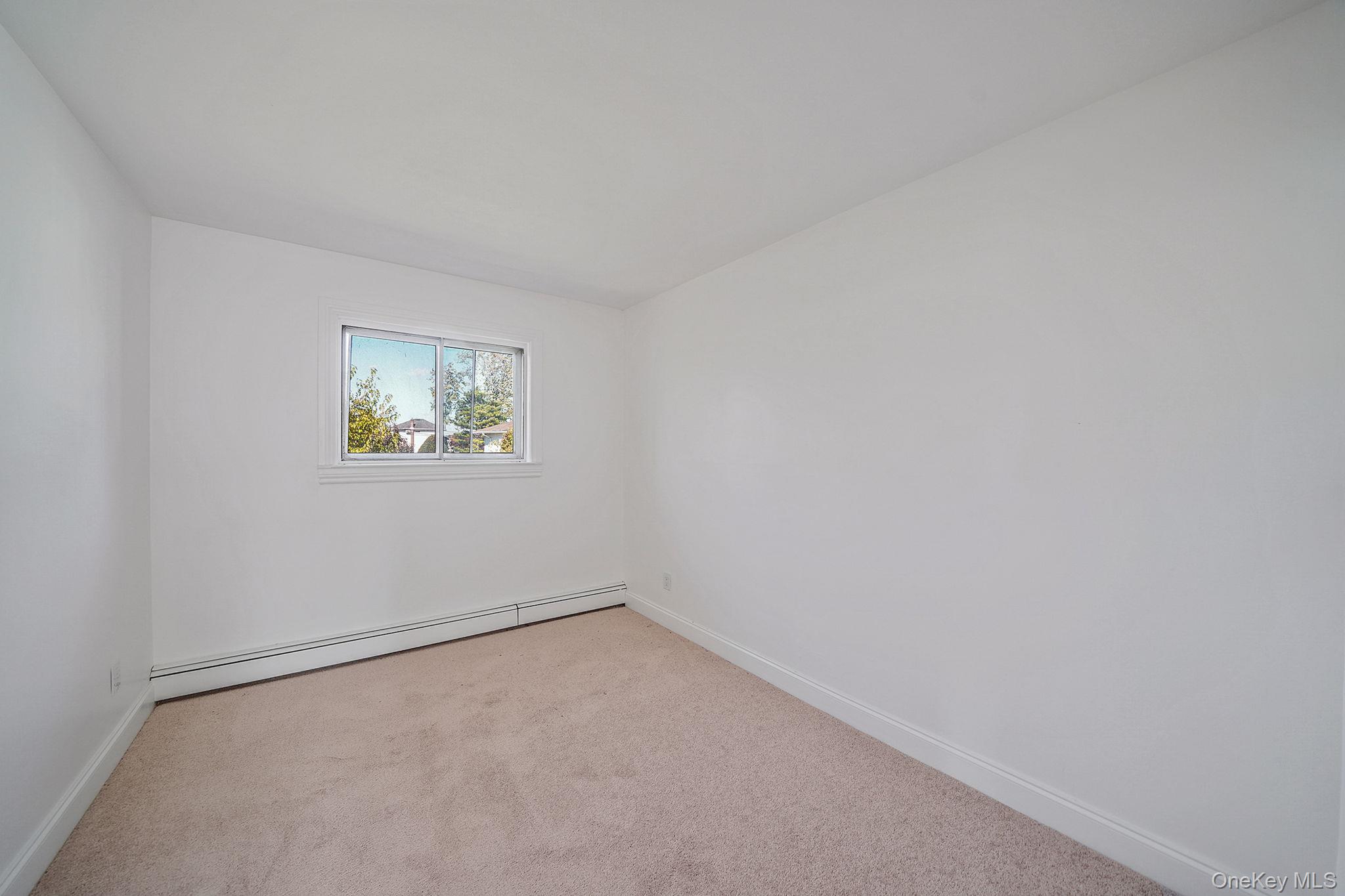 #14 photo, 265 Kellum Street, サフォーク郡 West Babylon , NY 11704