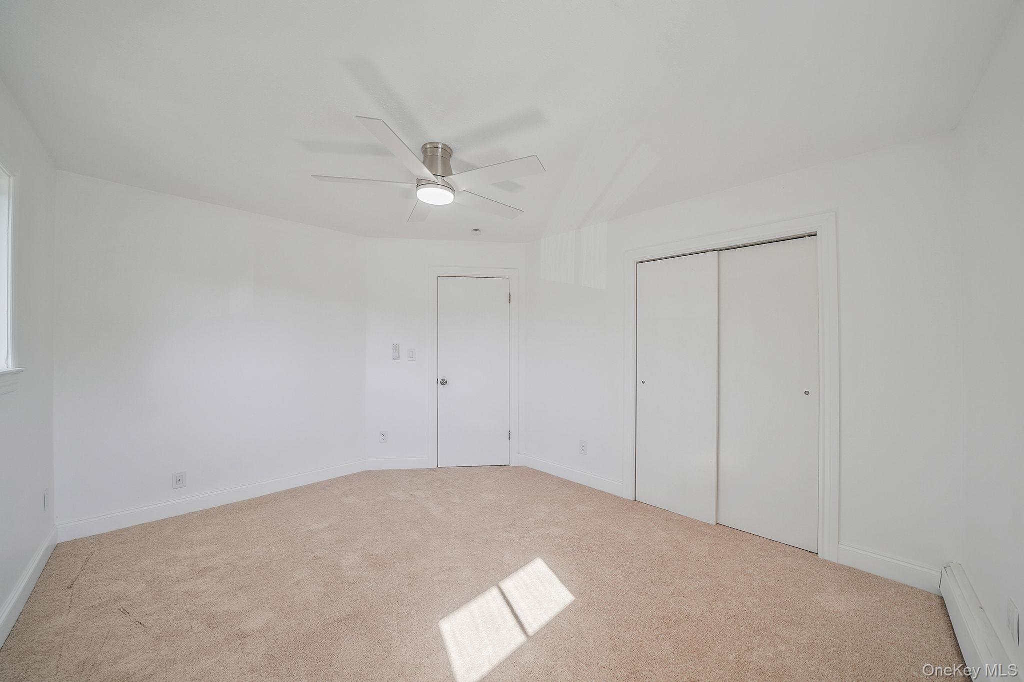 #20 photo, 265 Kellum Street, サフォーク郡 West Babylon , NY 11704