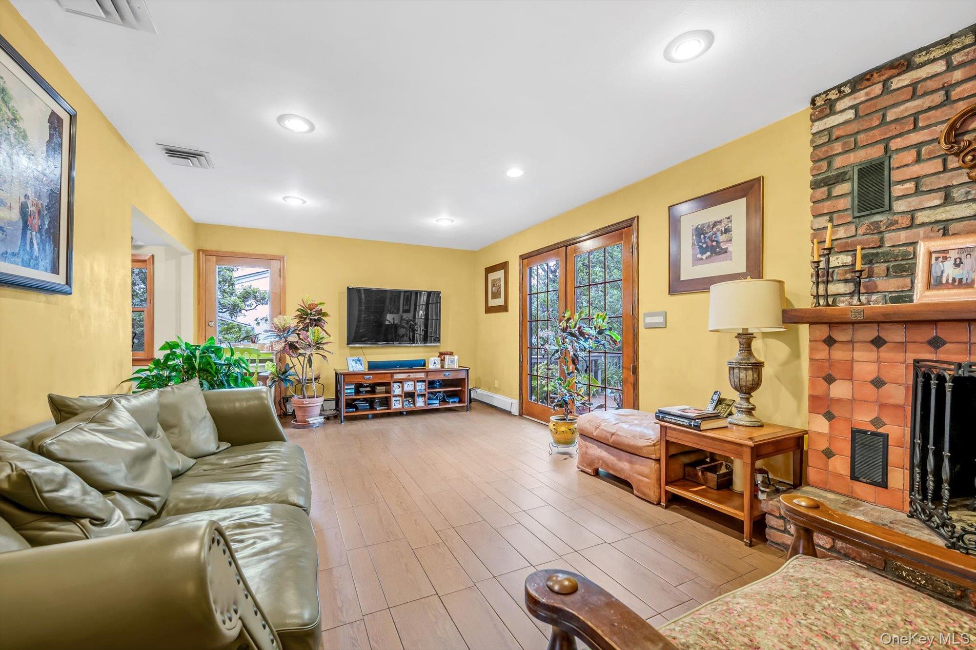 #3 photo, 740 Kearny Drive, ナッソー郡 North Woodmere , NY 11581