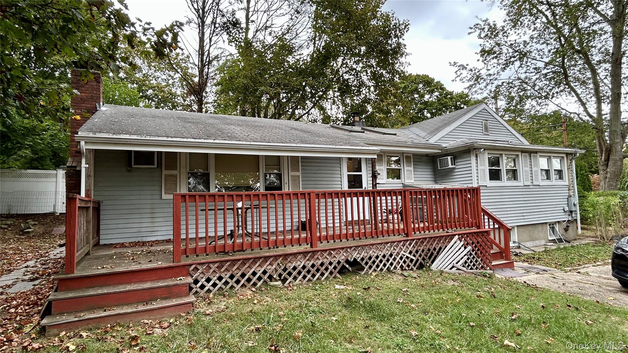 #7 photo, 21 Newfoundland Avenue, Huntington , NY 11743