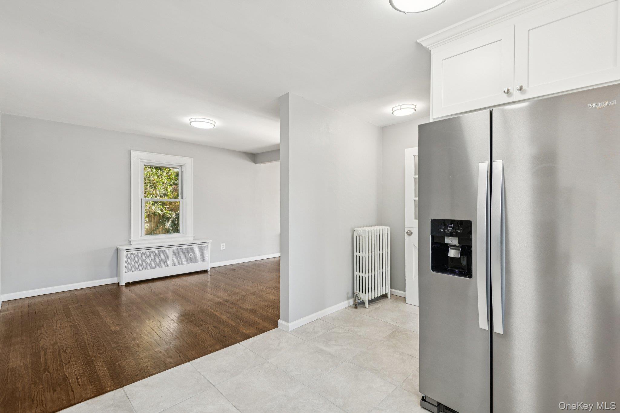 #16 photo, 25 Roosevelt Street, Bay Shore , NY 11706