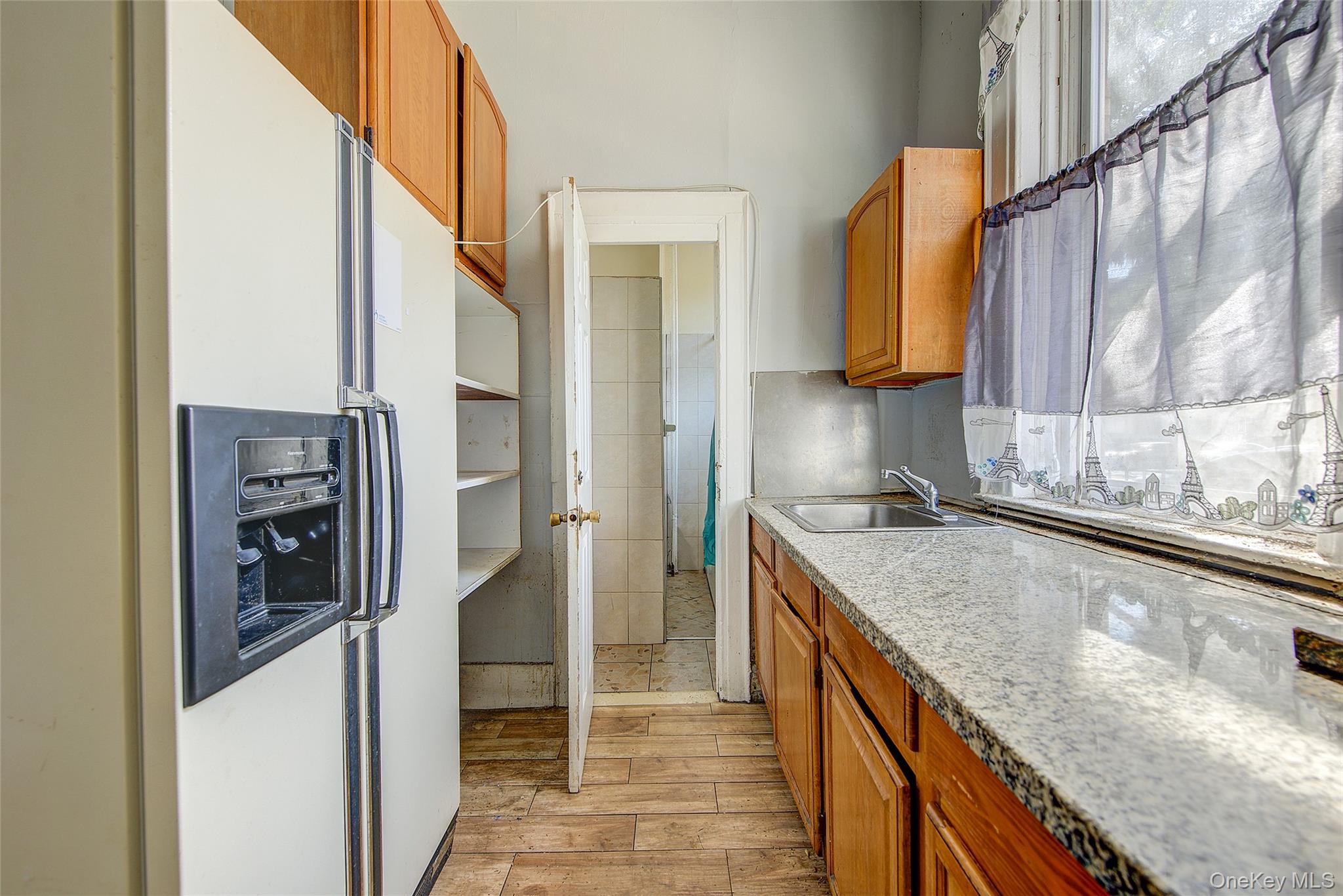 #13 photo, 1701 Gates Avenue, Ridgewood , NY 11385