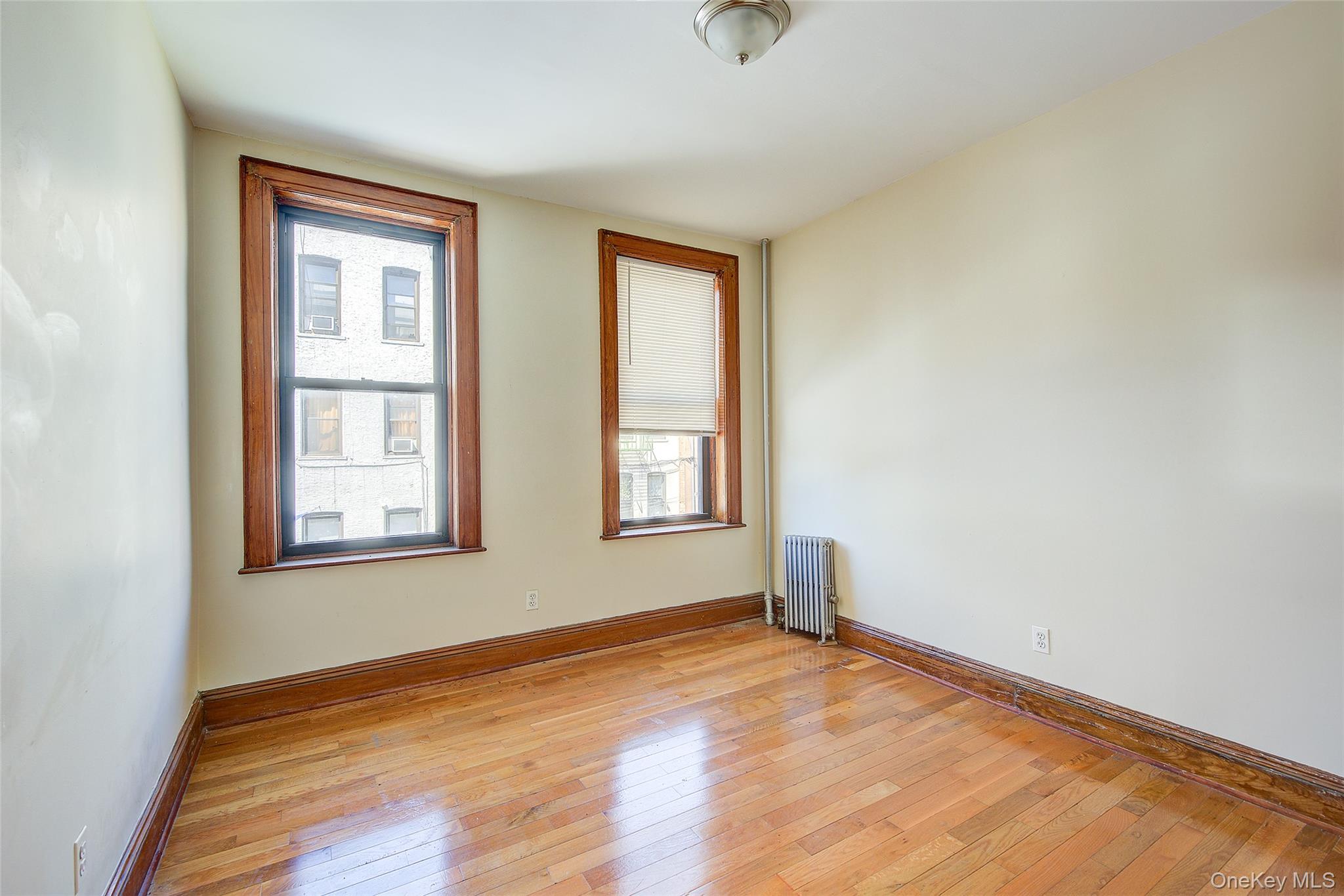 #7 photo, 1701 Gates Avenue, Ridgewood , NY 11385