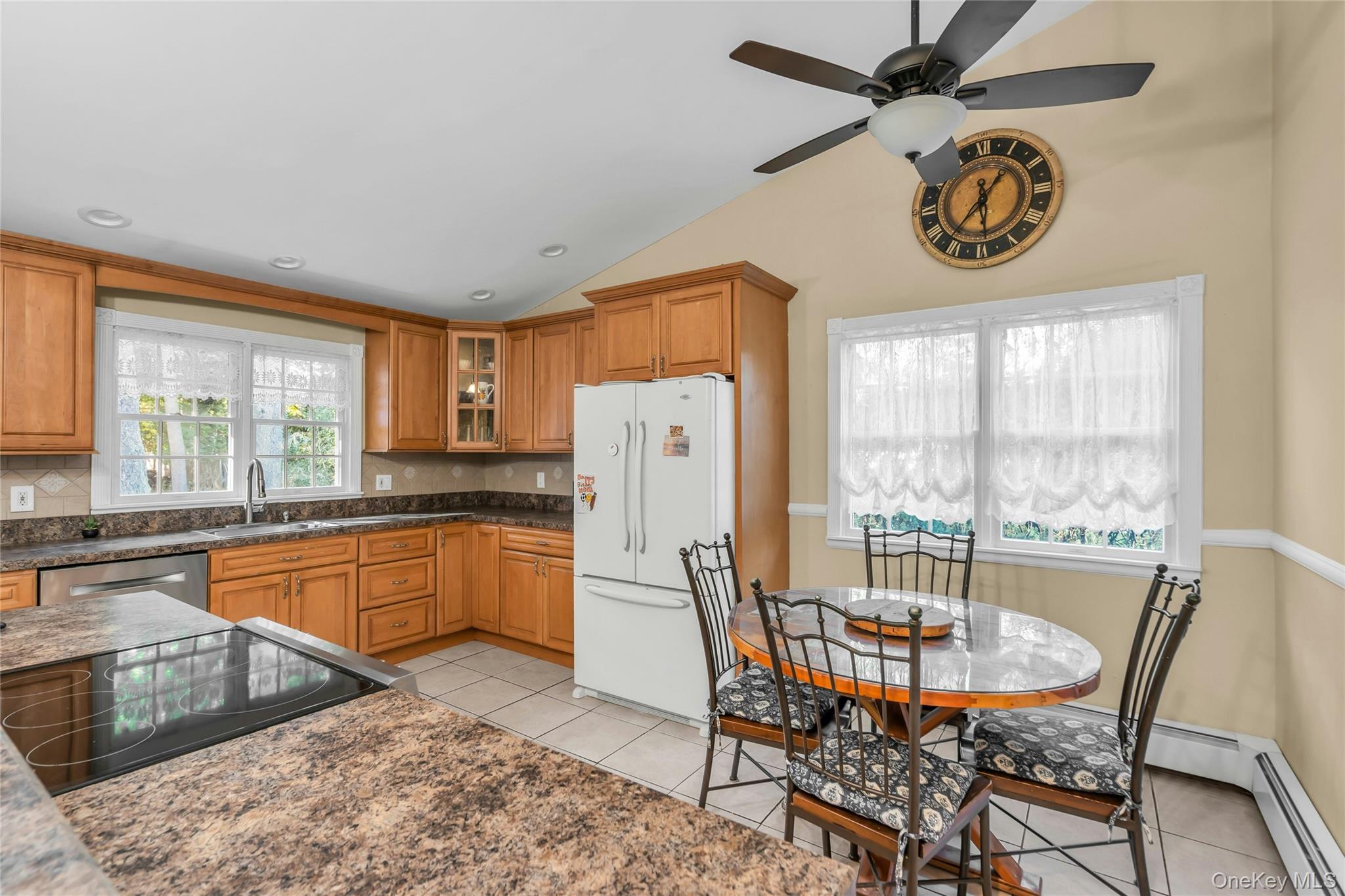 #13 photo, 72 Mount Pleasant Road, サフォーク郡 Smithtown , NY 11787