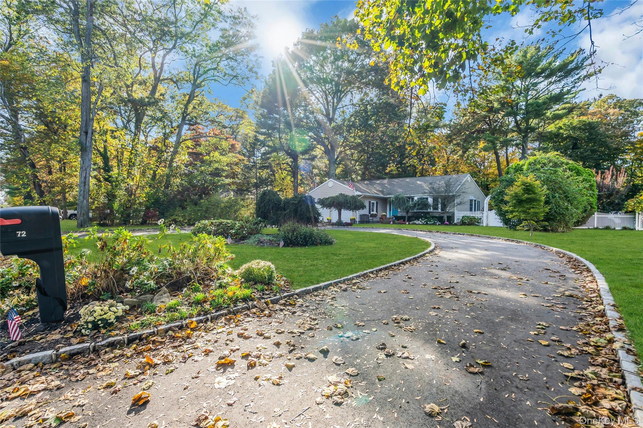 #2 photo, 72 Mount Pleasant Road, サフォーク郡 Smithtown , NY 11787