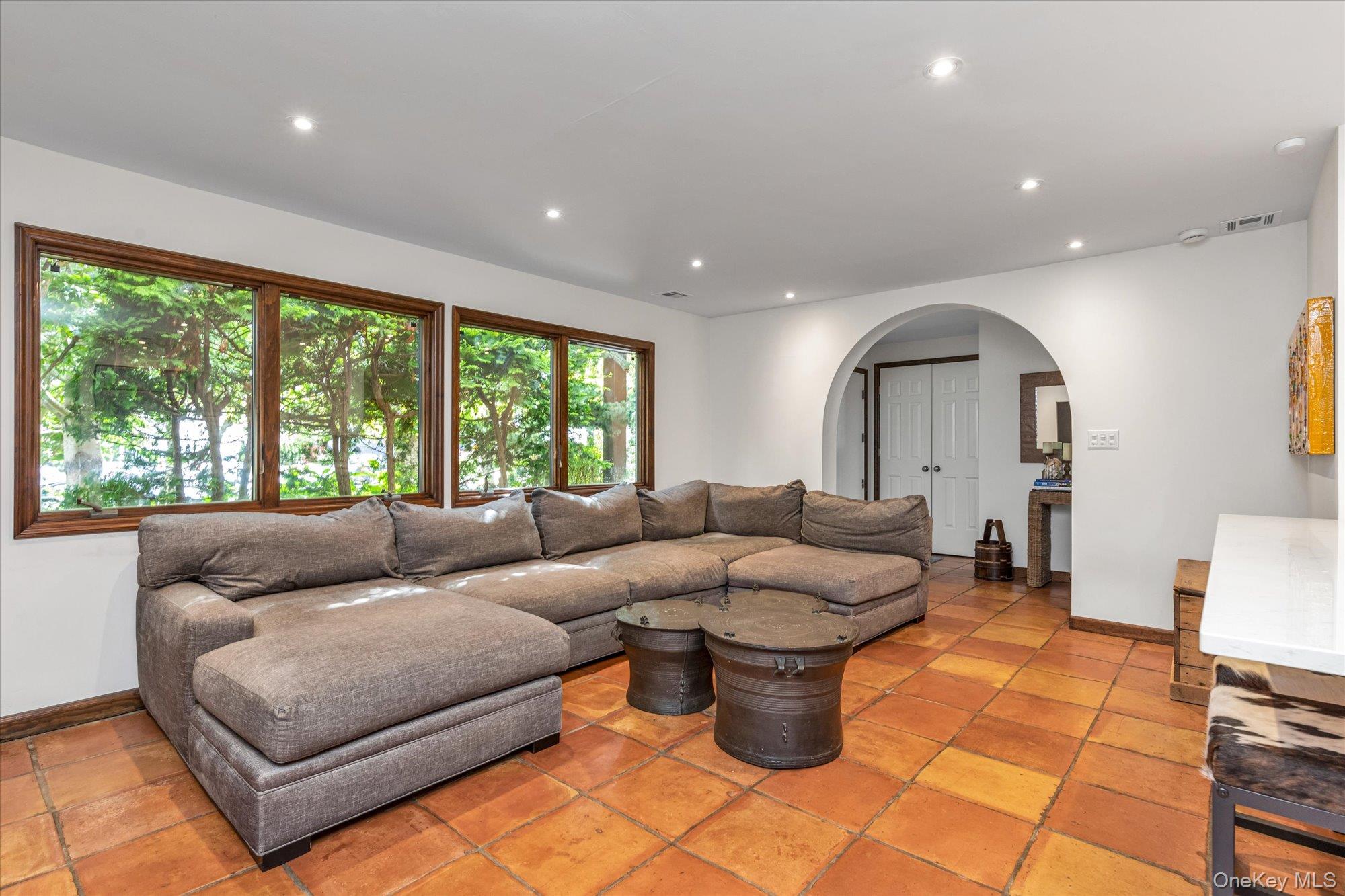 #2 photo, 1276 Mara Court, ナッソー郡 Atlantic Beach , NY 11509