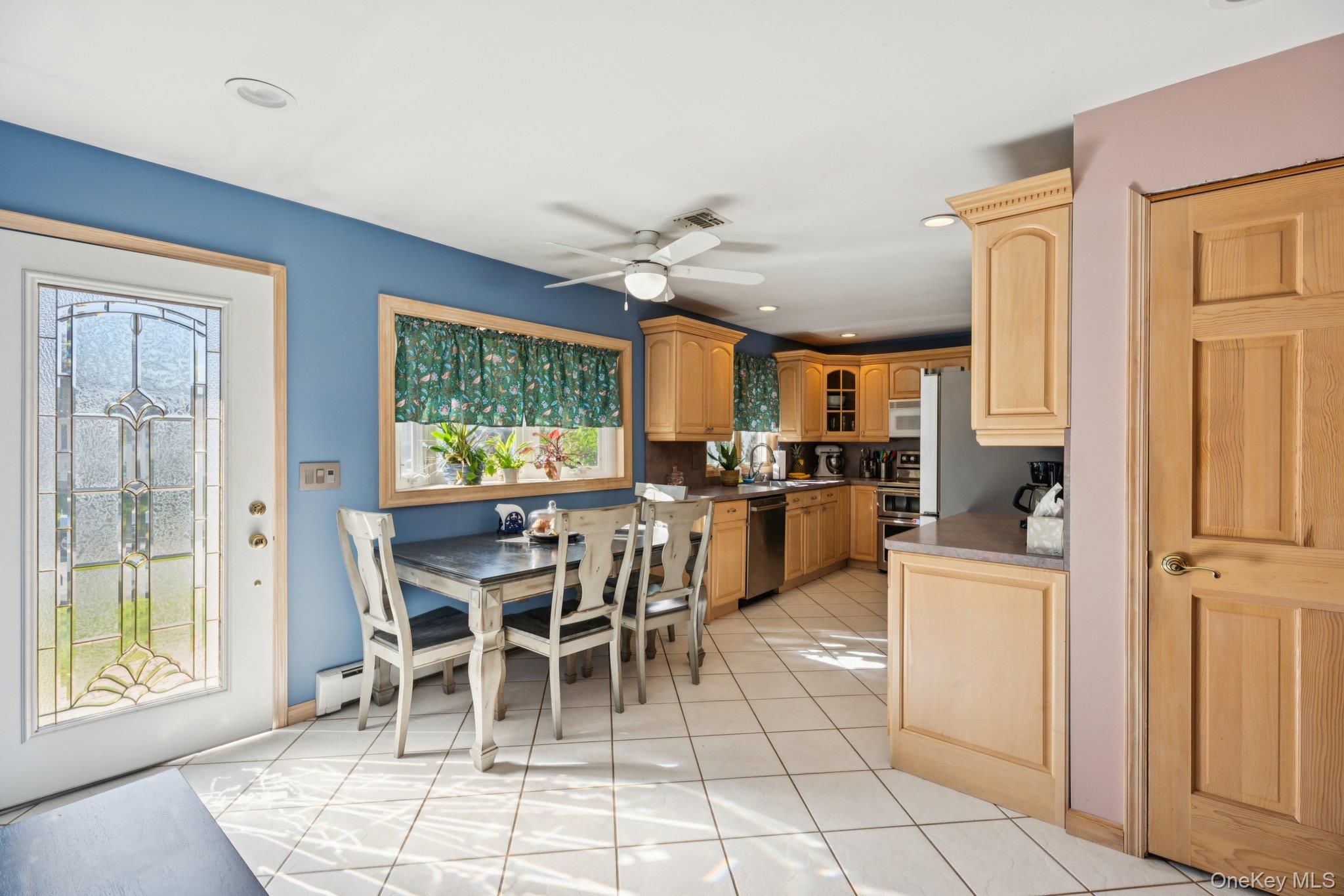 #9 photo, 23 Windsor Street, サフォーク郡 Islip , NY 11751