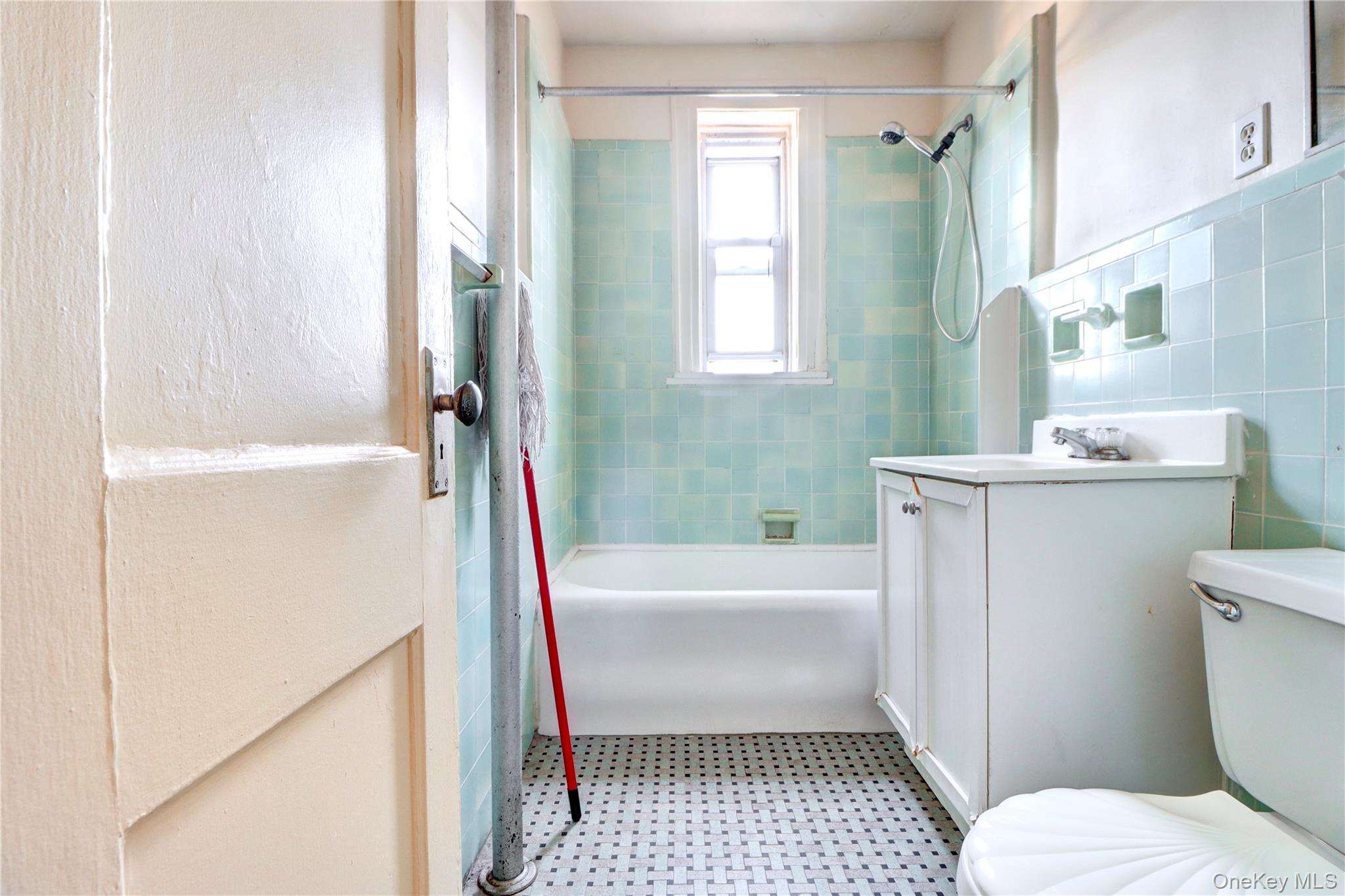 #9 photo, 8801 107th Street, Woodhaven , NY 11418