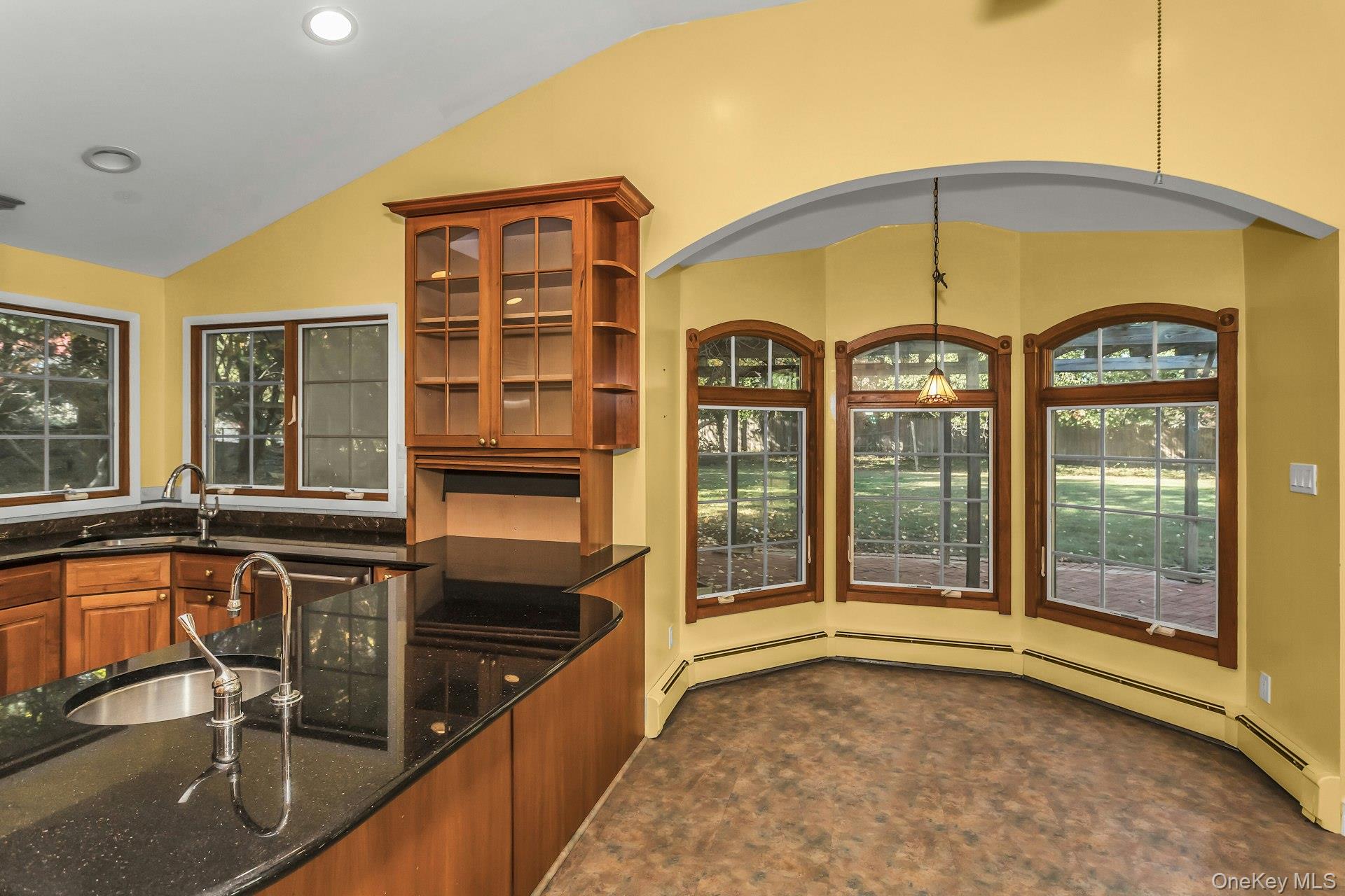 #12 photo, 3 Driftwood, サフォーク郡 East Setauket , NY 11733