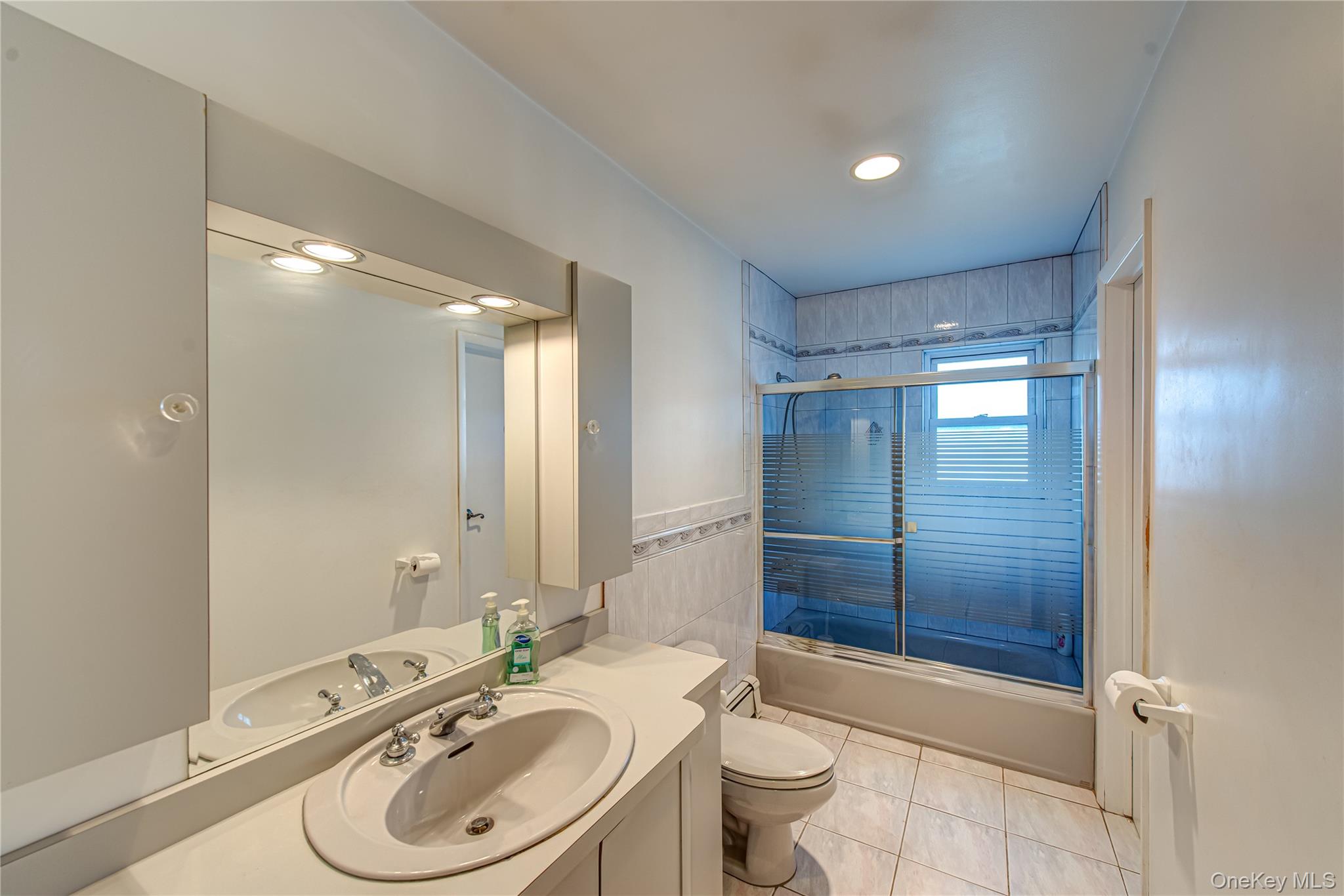 #12 photo, 49 Spector Lane, Plainview , NY 11803