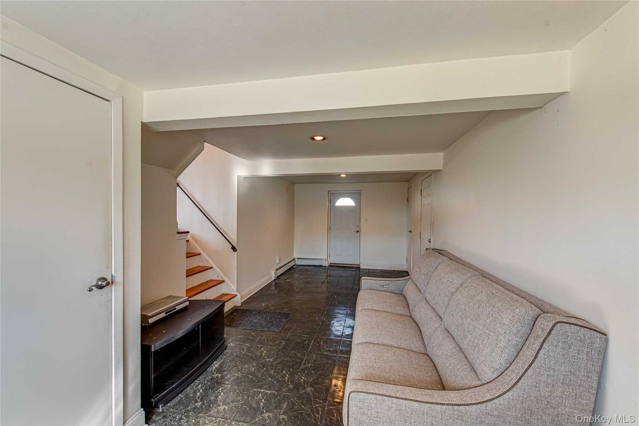 #16 photo, 49 Spector Lane, Plainview , NY 11803