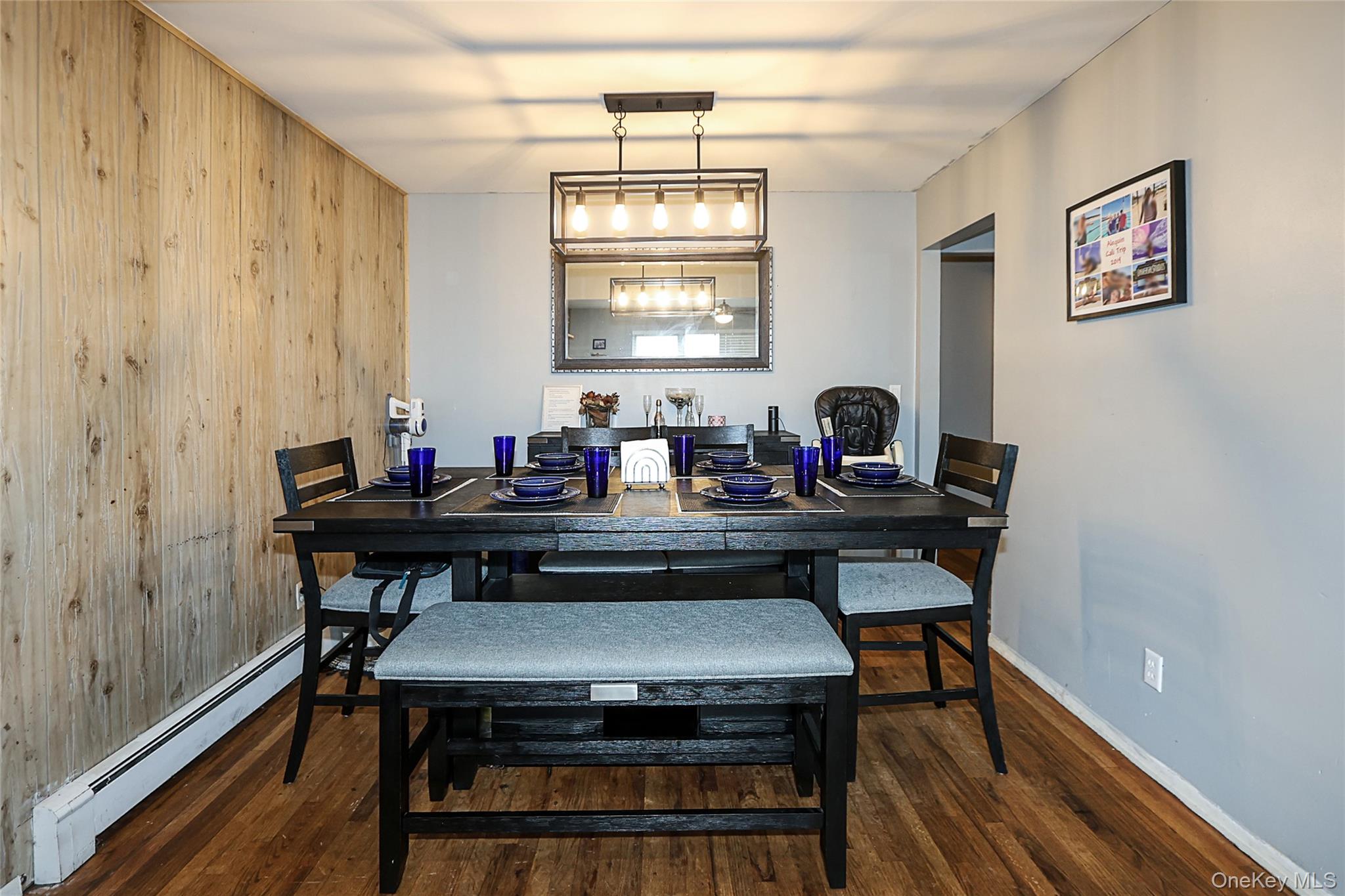 #10 photo, 53 Atlantic Avenue, Carle Place , NY 11514