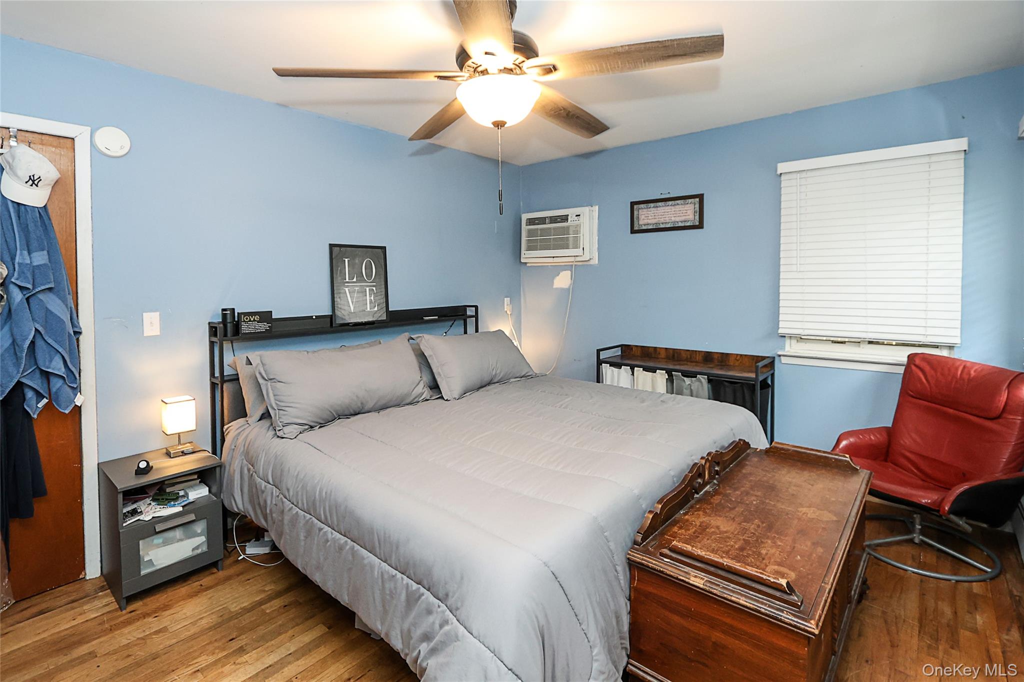 #16 photo, 53 Atlantic Avenue, Carle Place , NY 11514