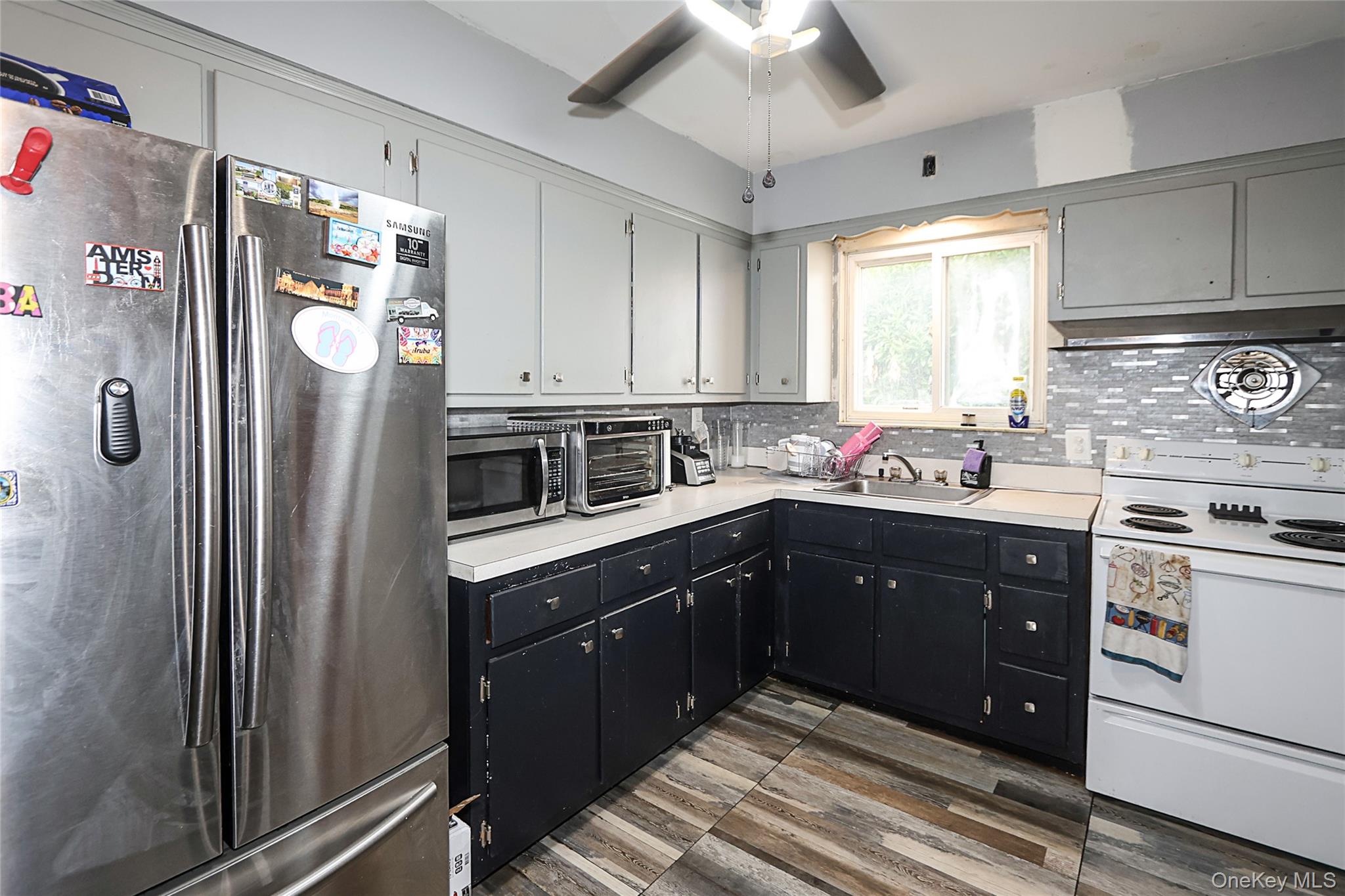 #5 photo, 53 Atlantic Avenue, Carle Place , NY 11514