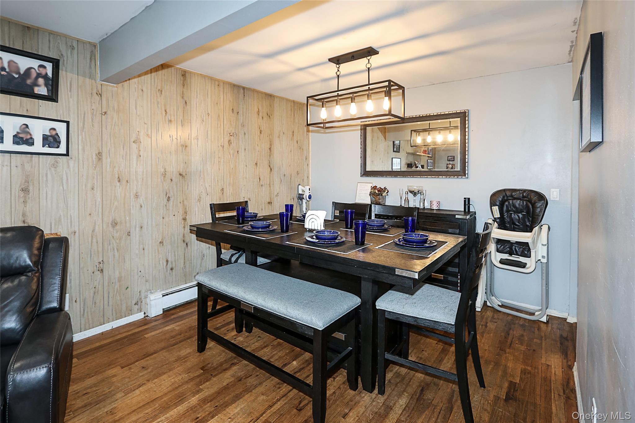 #9 photo, 53 Atlantic Avenue, Carle Place , NY 11514