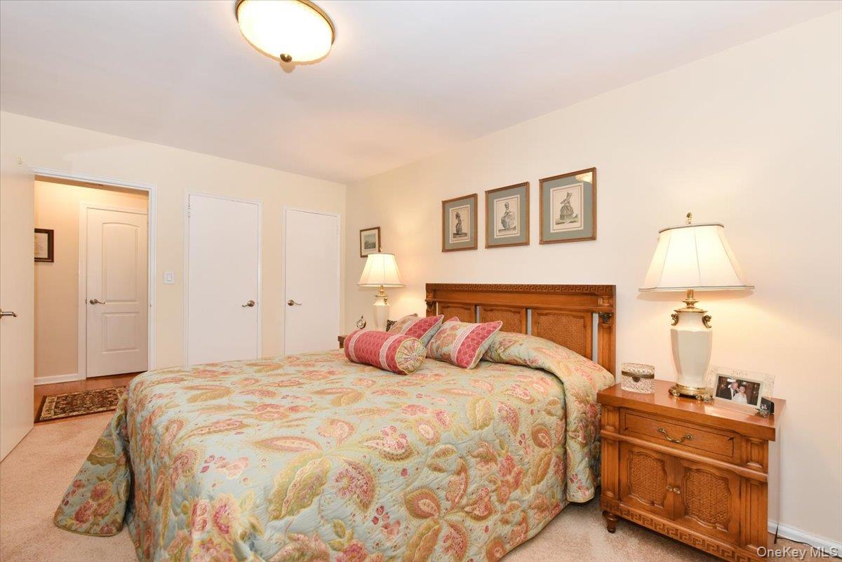 #15 photo, 60 Hempstead Avenue, ナッソー郡 Lynbrook , NY 11563