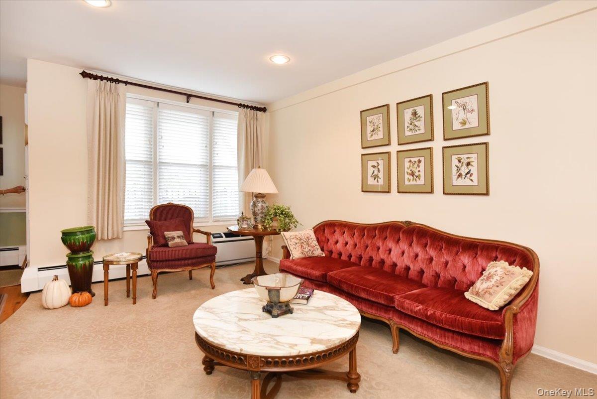 #4 photo, 60 Hempstead Avenue, ナッソー郡 Lynbrook , NY 11563