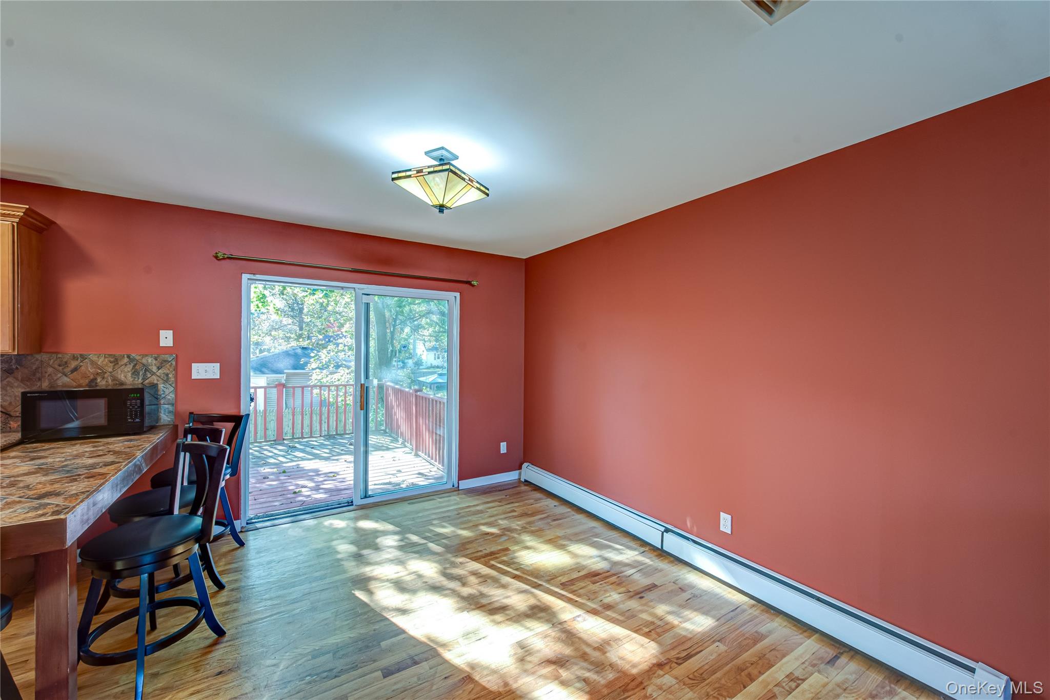 #7 photo, 72 Clinton Avenue, サフォーク郡 Mastic , NY 11950