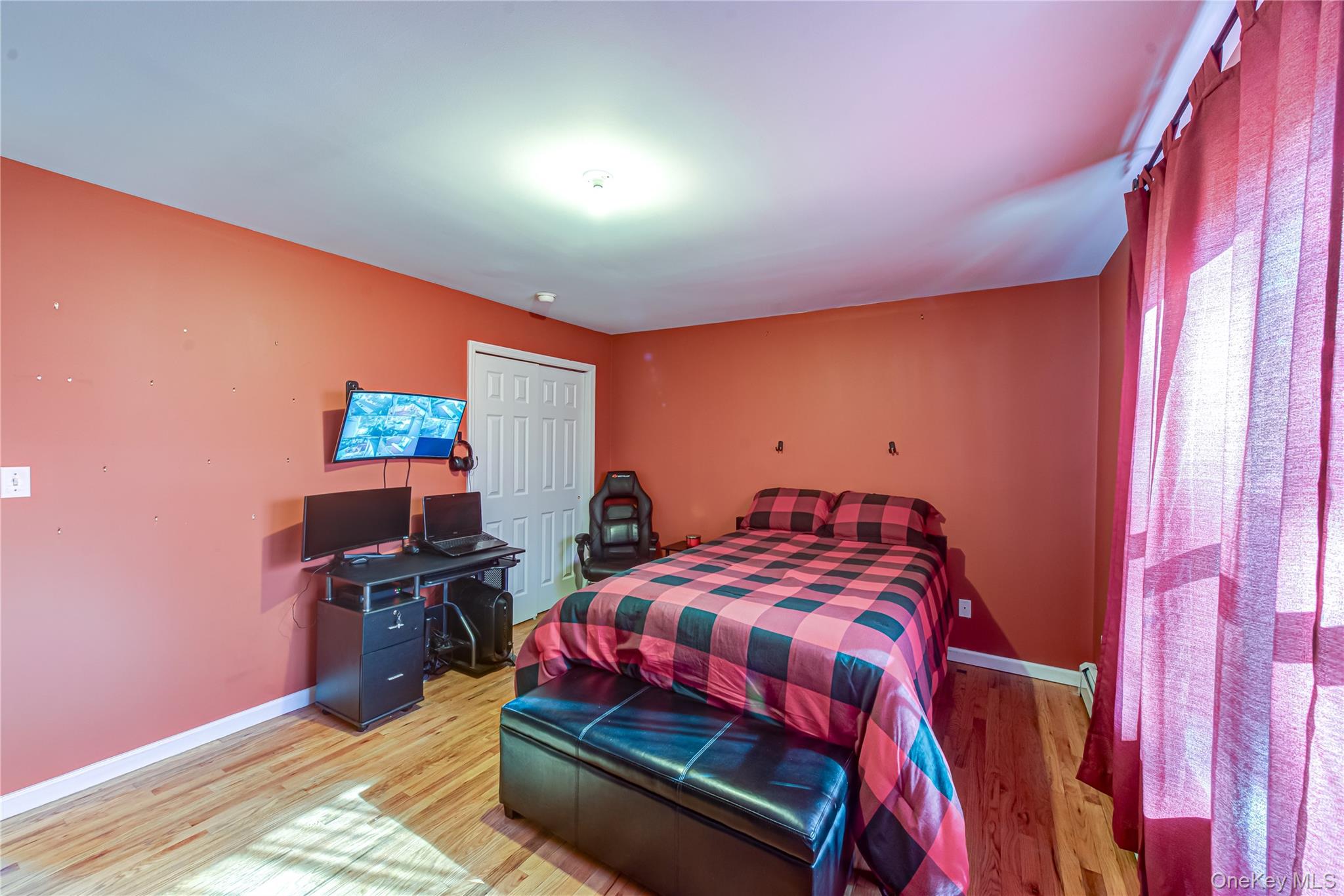 #9 photo, 72 Clinton Avenue, サフォーク郡 Mastic , NY 11950