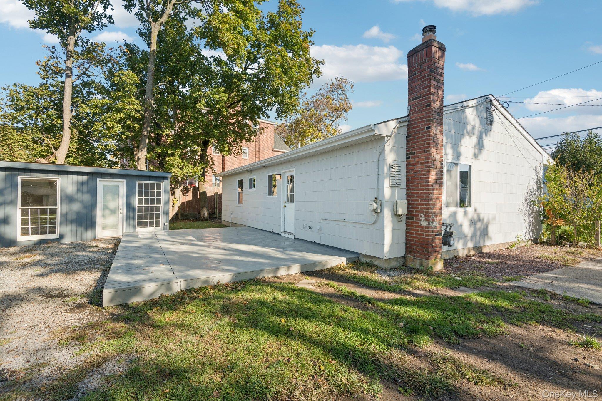 #20 photo, 48 Center Avenue, Bay Shore , NY 11706