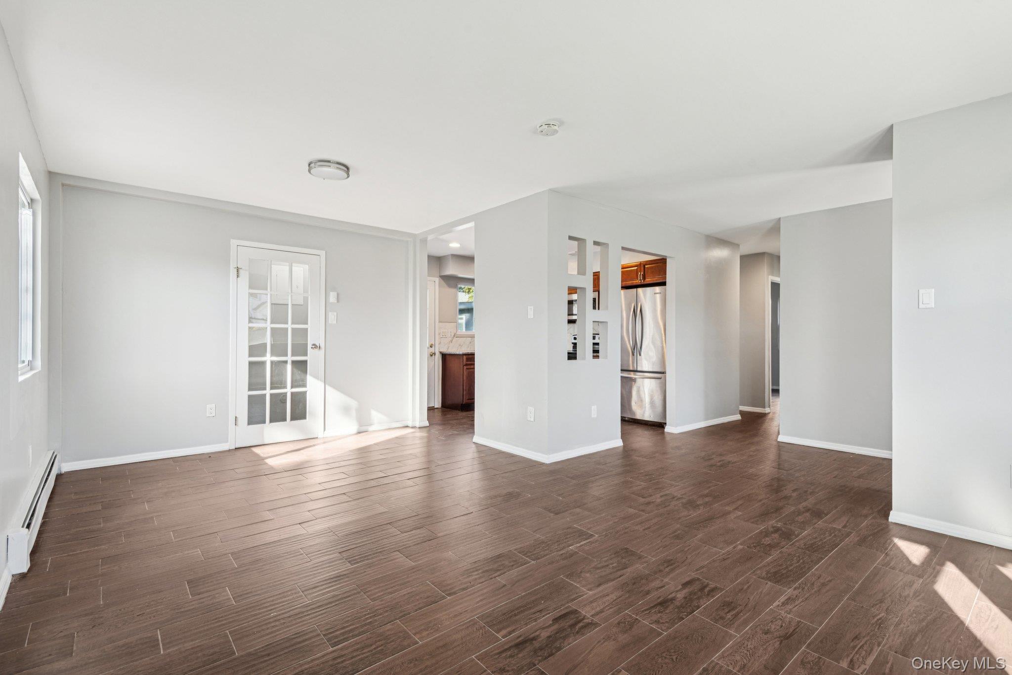 #5 photo, 48 Center Avenue, Bay Shore , NY 11706