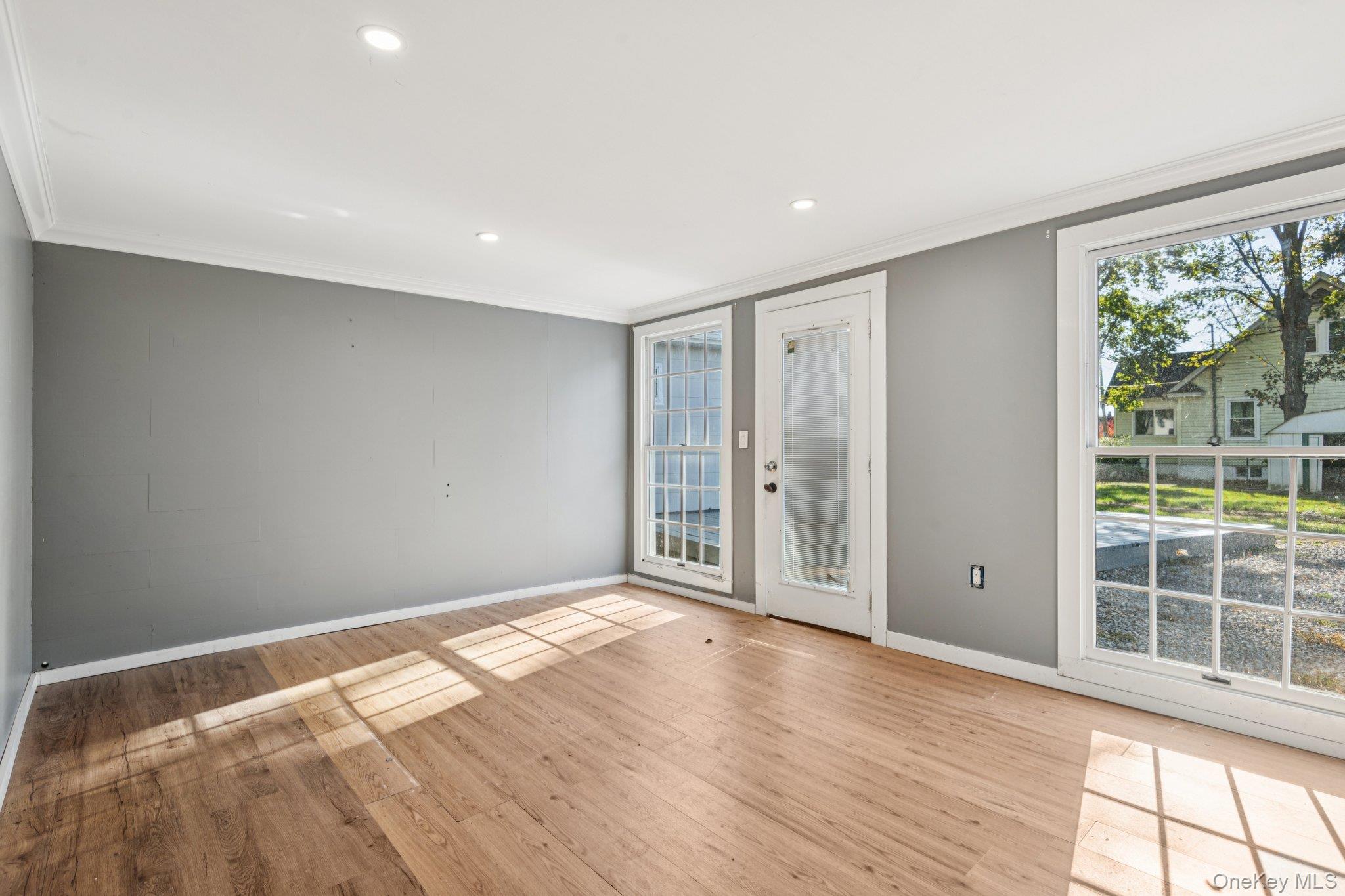 #6 photo, 48 Center Avenue, Bay Shore , NY 11706