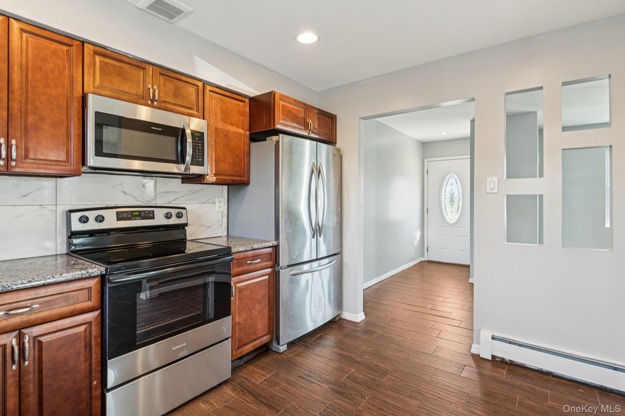 #8 photo, 48 Center Avenue, Bay Shore , NY 11706