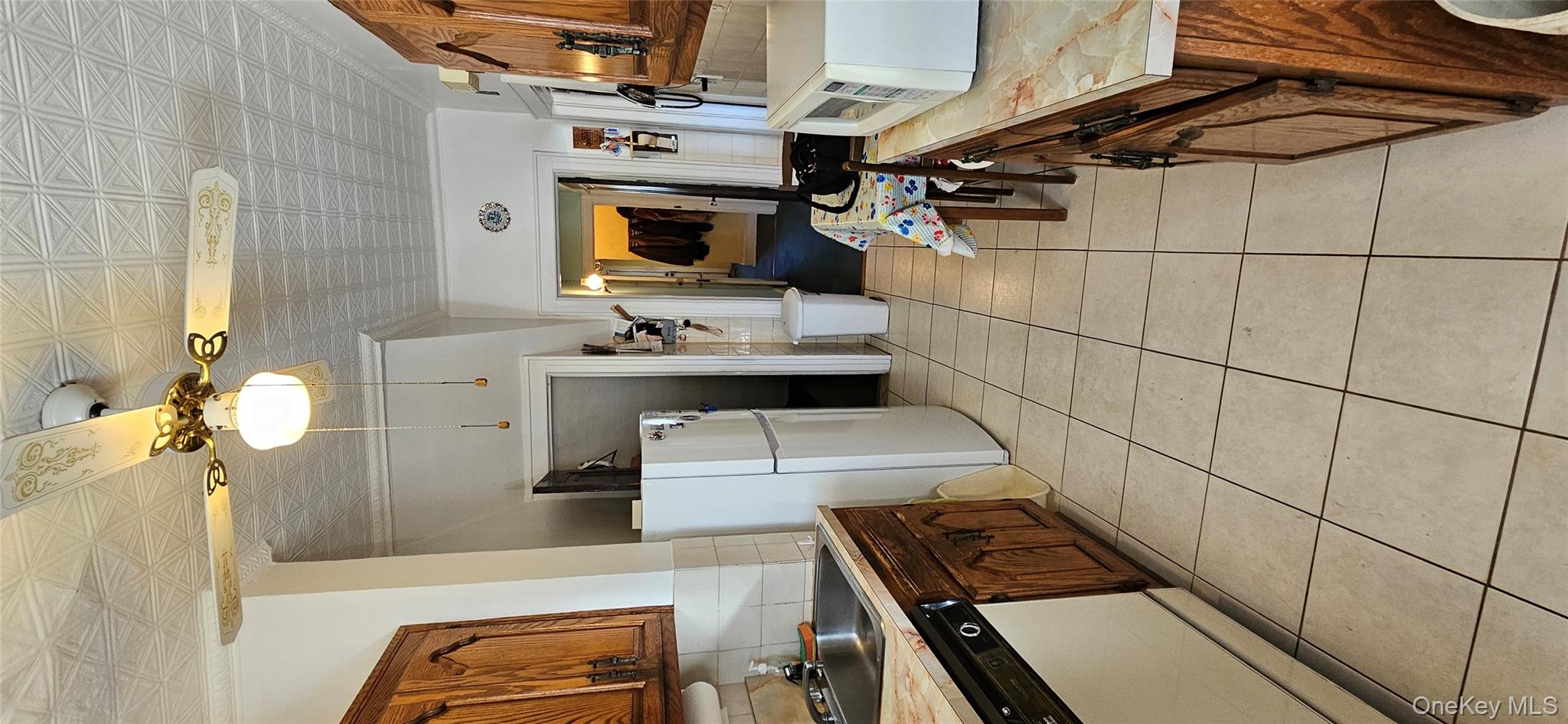 #9 photo, 7854 75th Street, クイーンズ区 Glendale , NY 11385