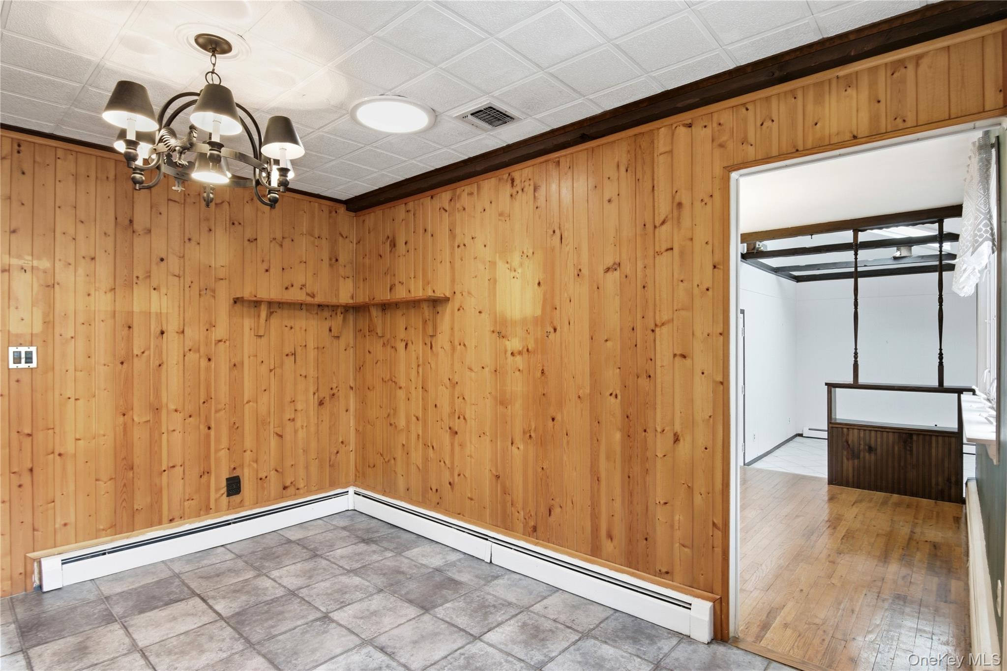 #14 photo, 1 Bruce Lane, サフォーク郡 East Northport , NY 11731