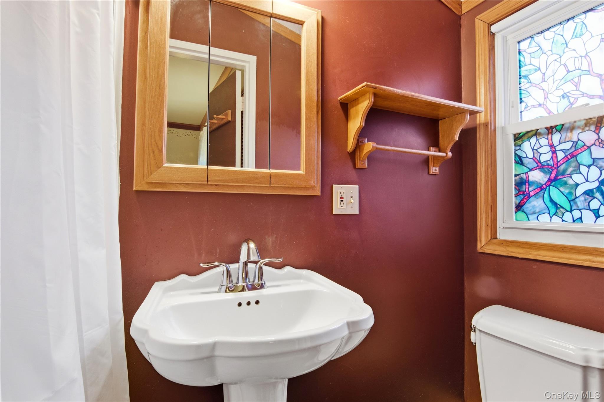 #15 photo, 1 Bruce Lane, サフォーク郡 East Northport , NY 11731