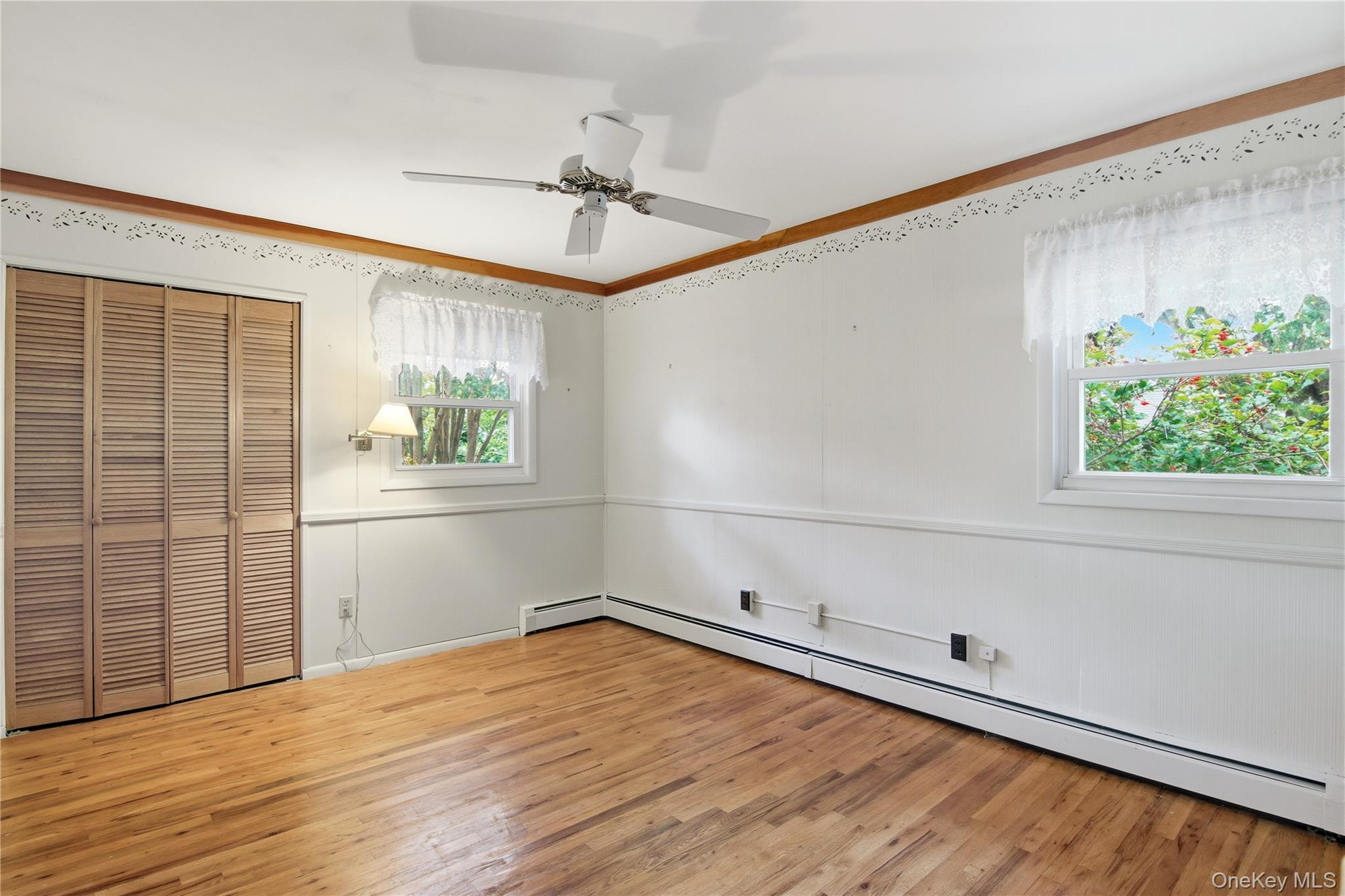 #18 photo, 1 Bruce Lane, サフォーク郡 East Northport , NY 11731