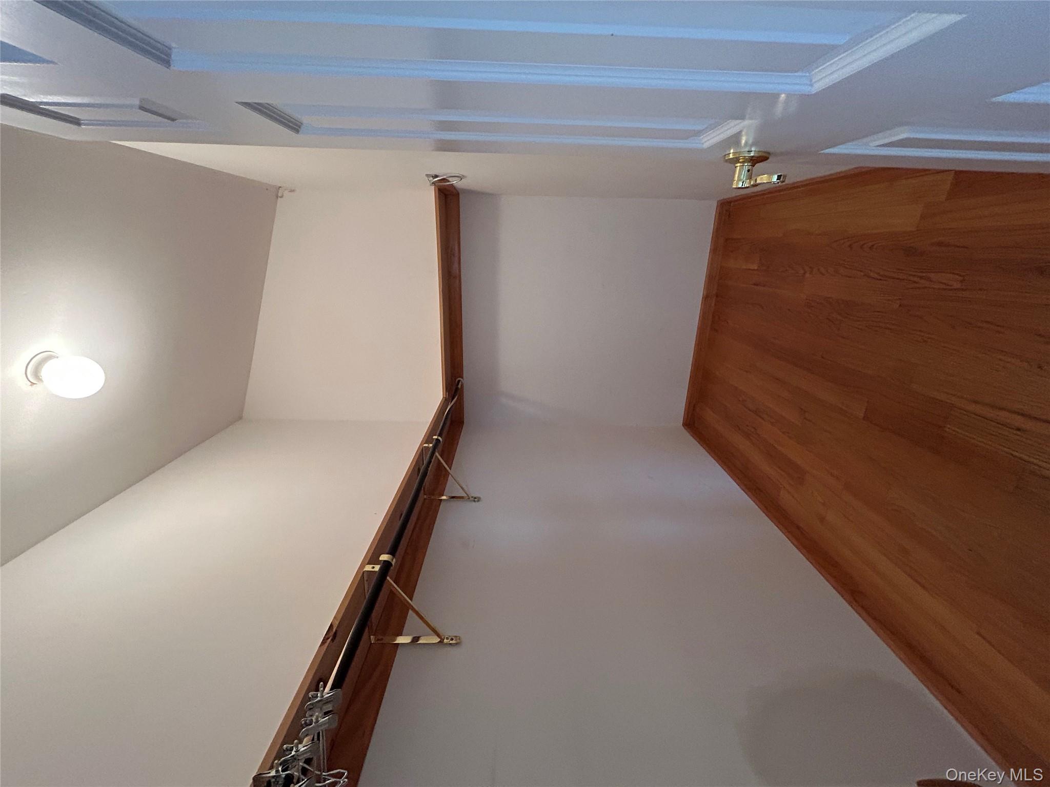 #13 photo, 620 Lake Boulevard, サフォーク郡 Lindenhurst , NY 11757