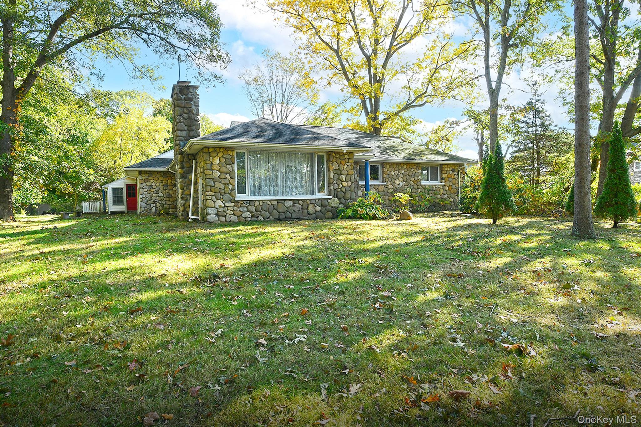 #4 photo, 106 Iceland Drive, サフォーク郡 South Huntington , NY 11746