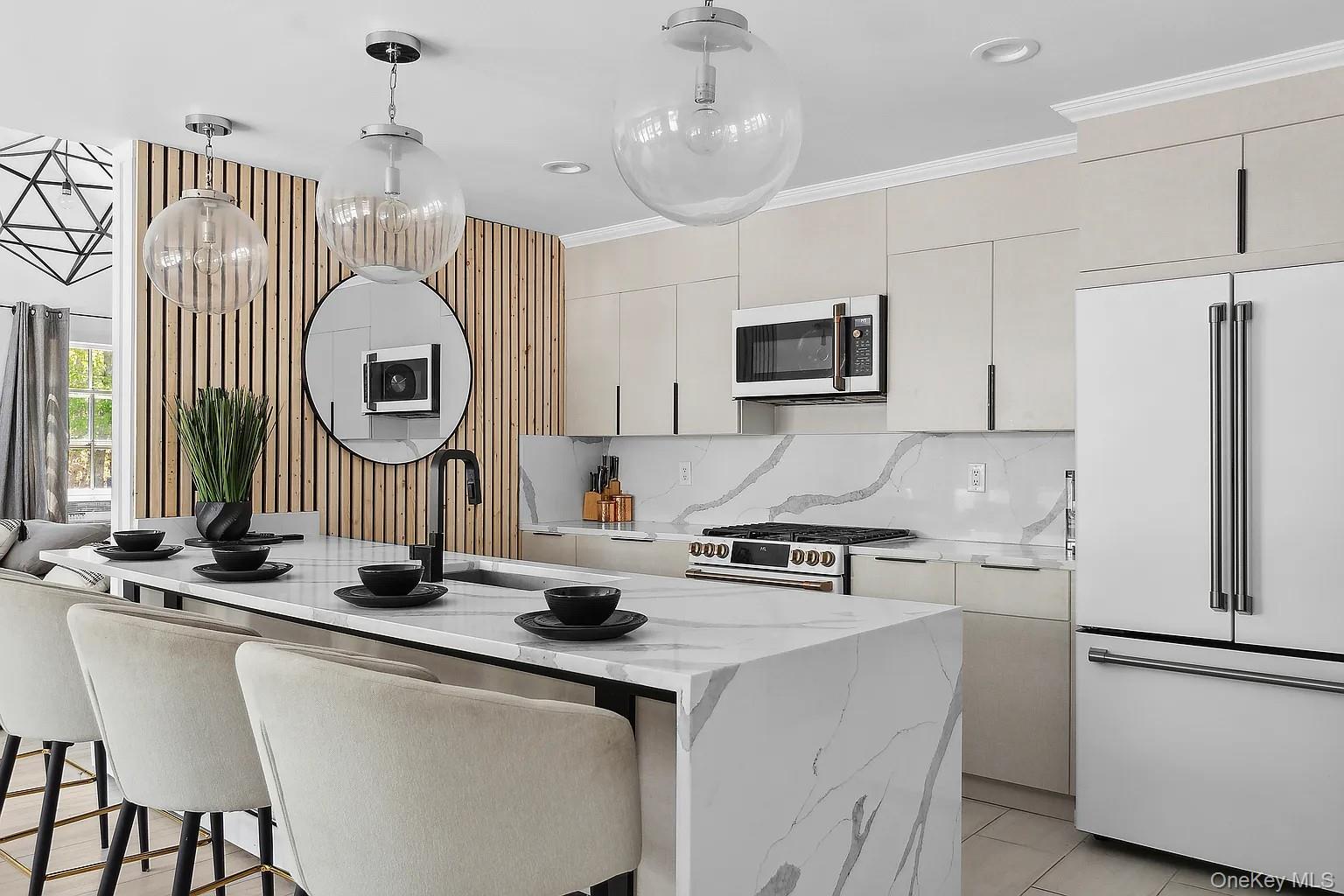 #8 photo, 12 N Quarter Road, サフォーク郡 Westhampton , NY 11977