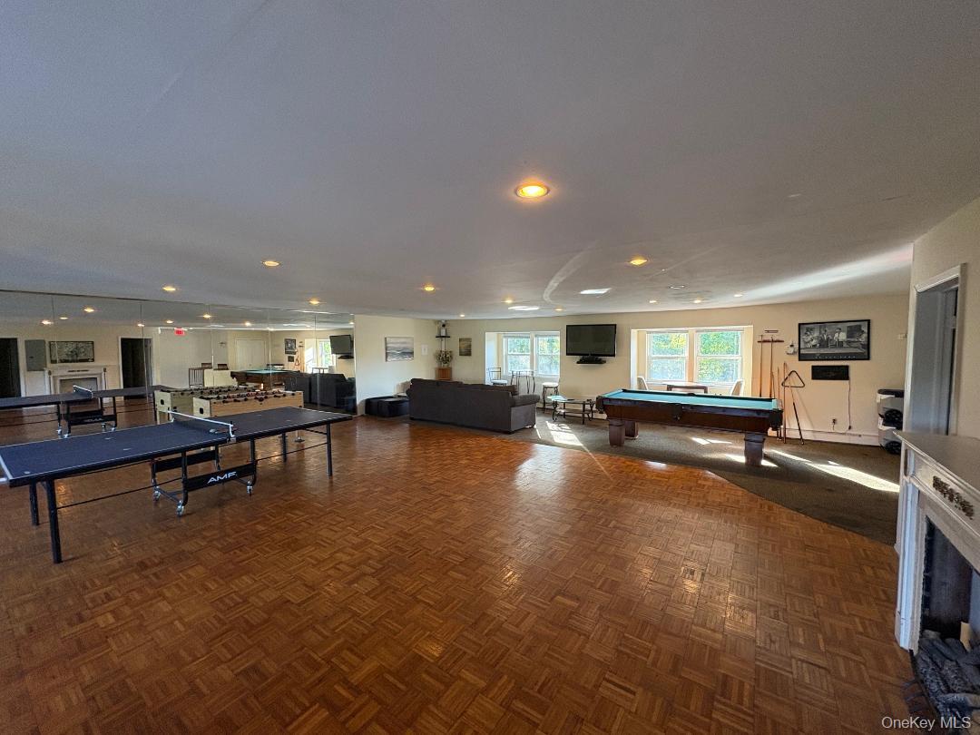 #16 photo, 204 Millard Avenue, サフォーク郡 West Babylon , NY 11704