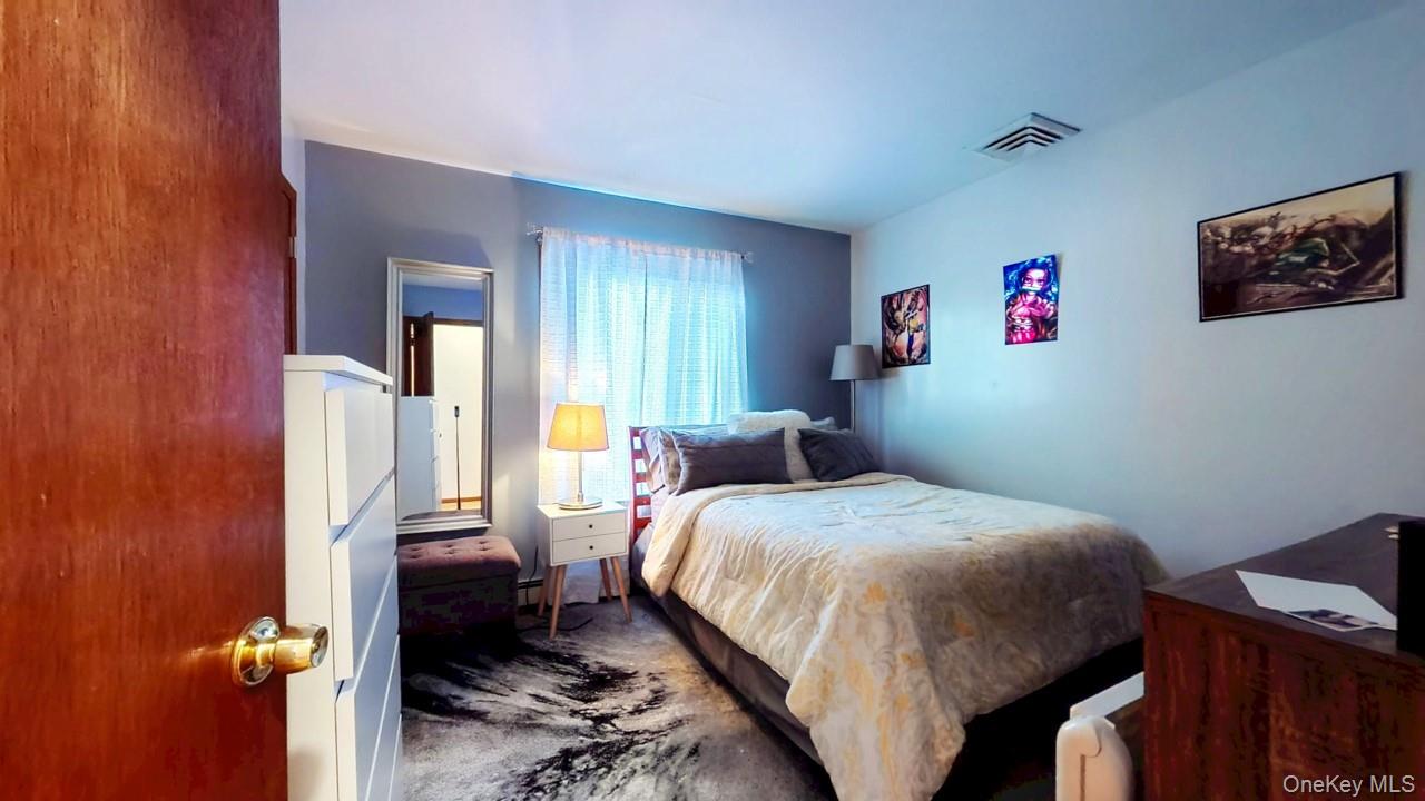 #20 photo, 17 Arlington Drive, Harriman , NY 10926