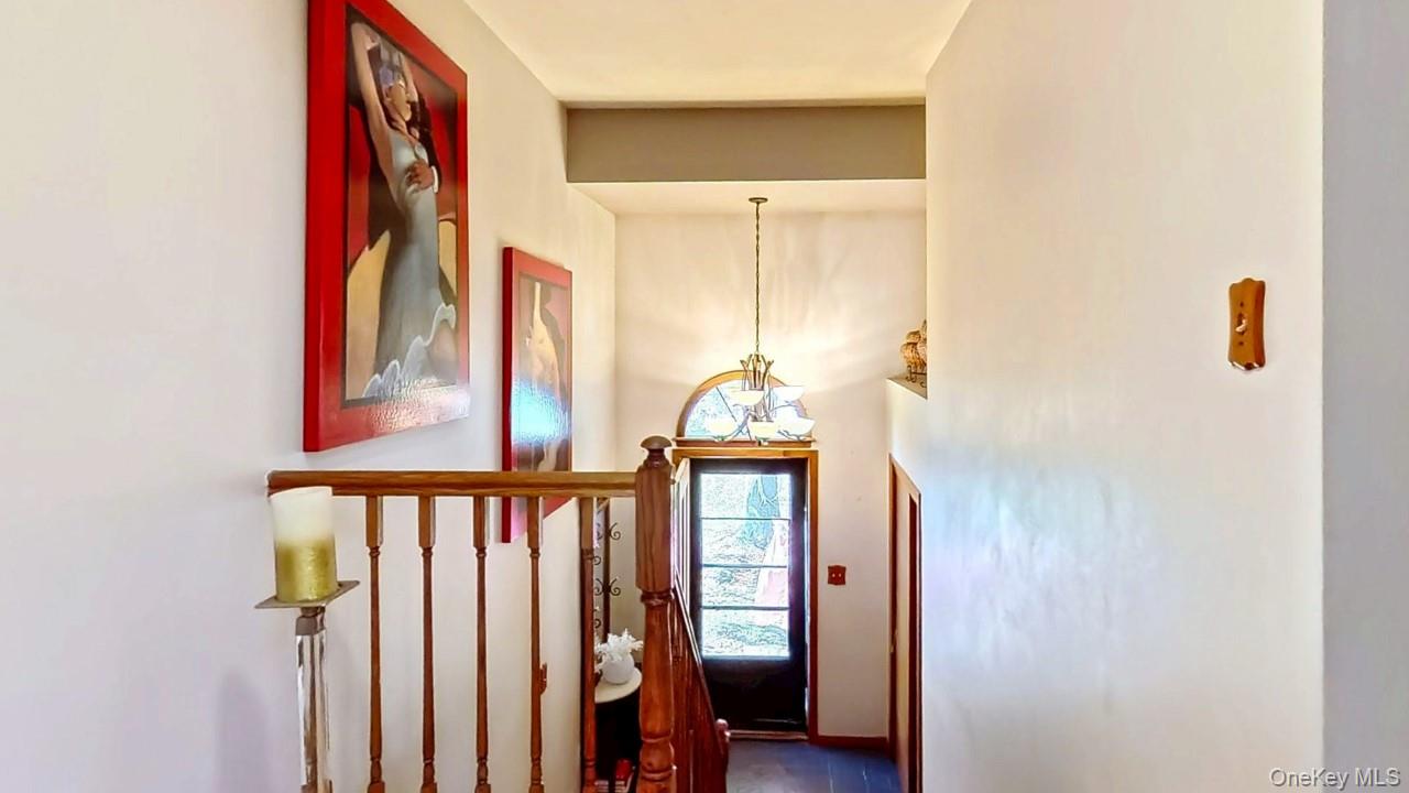 #4 photo, 17 Arlington Drive, Harriman , NY 10926