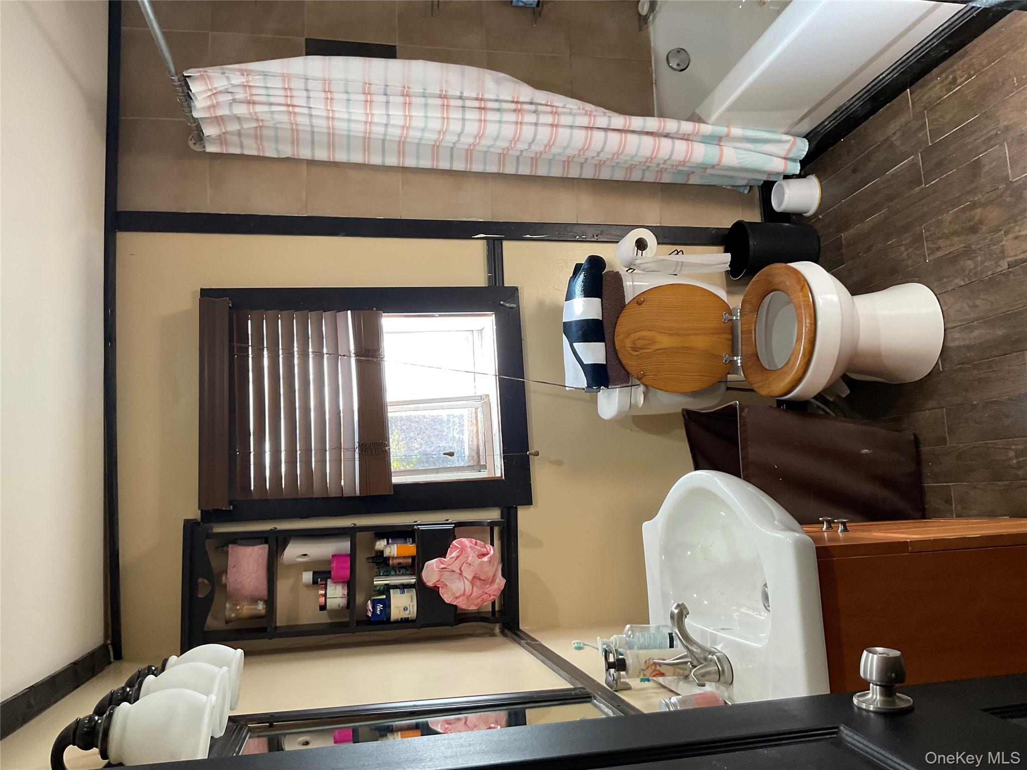 #18 photo, 444 Underhill Avenue, ブロンクス区 Bronx , NY 10473