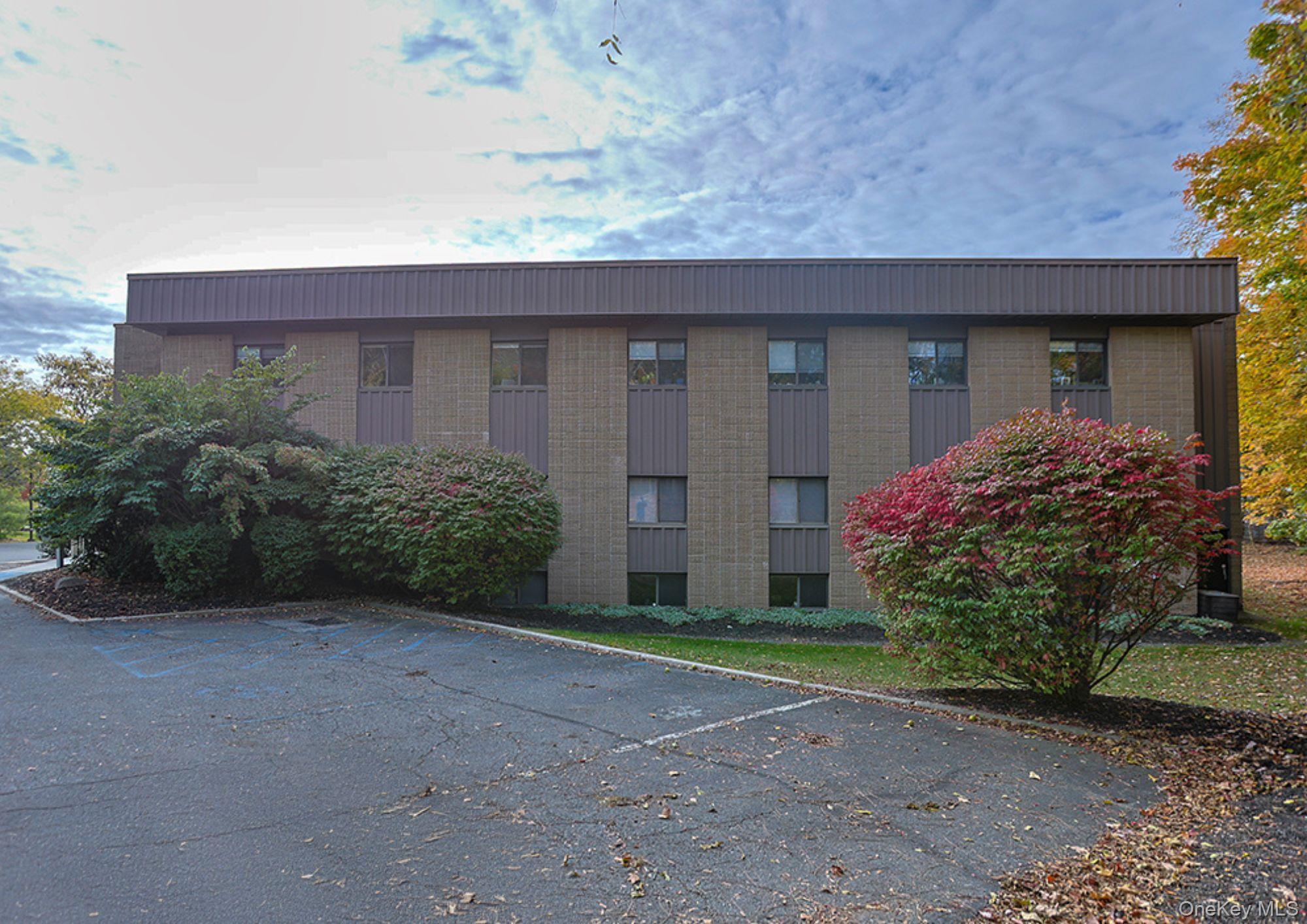 #14 photo, 633 Route 211, Middletown , NY 10941